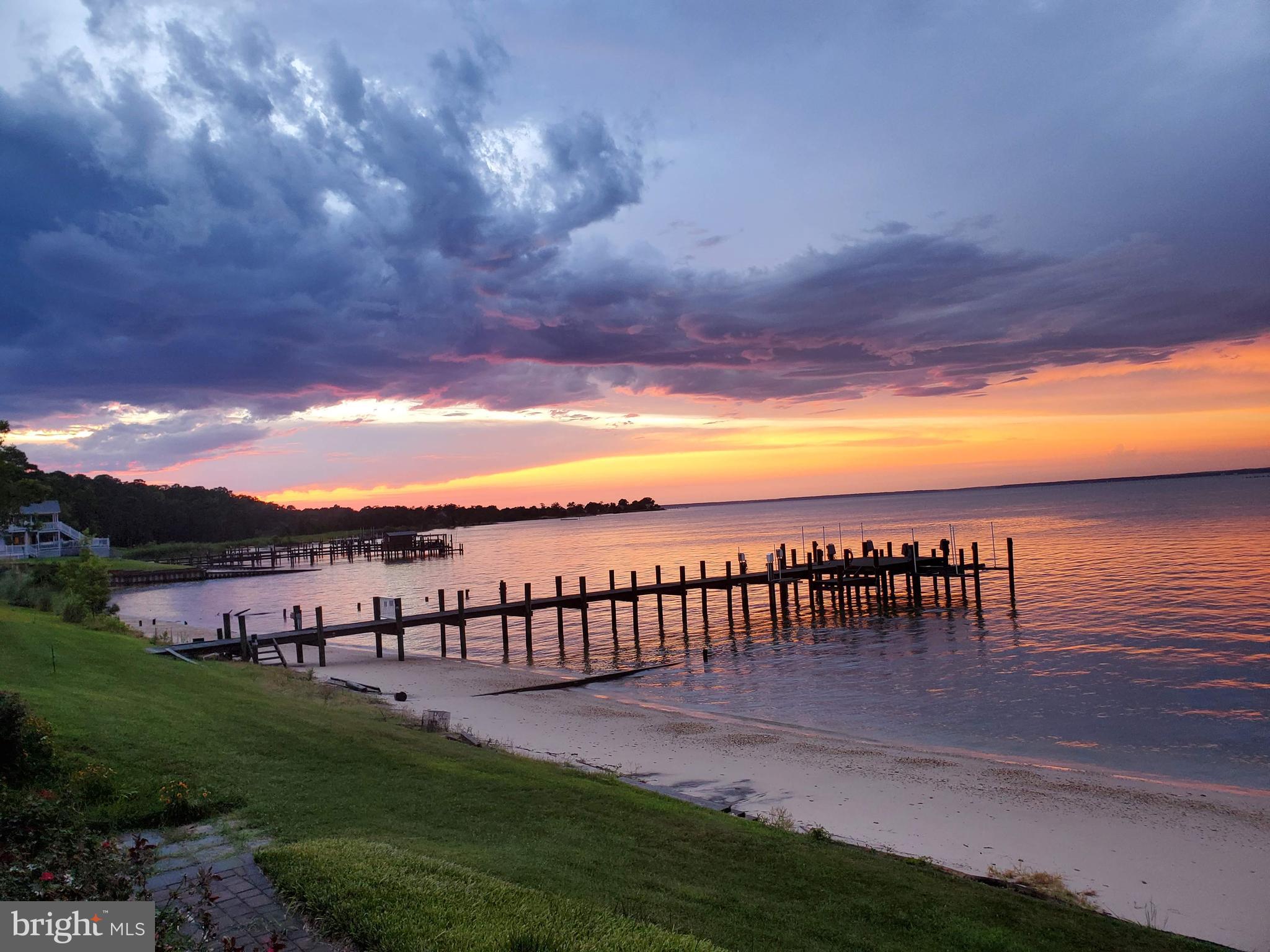 949 NORTH GLEBE ROAD