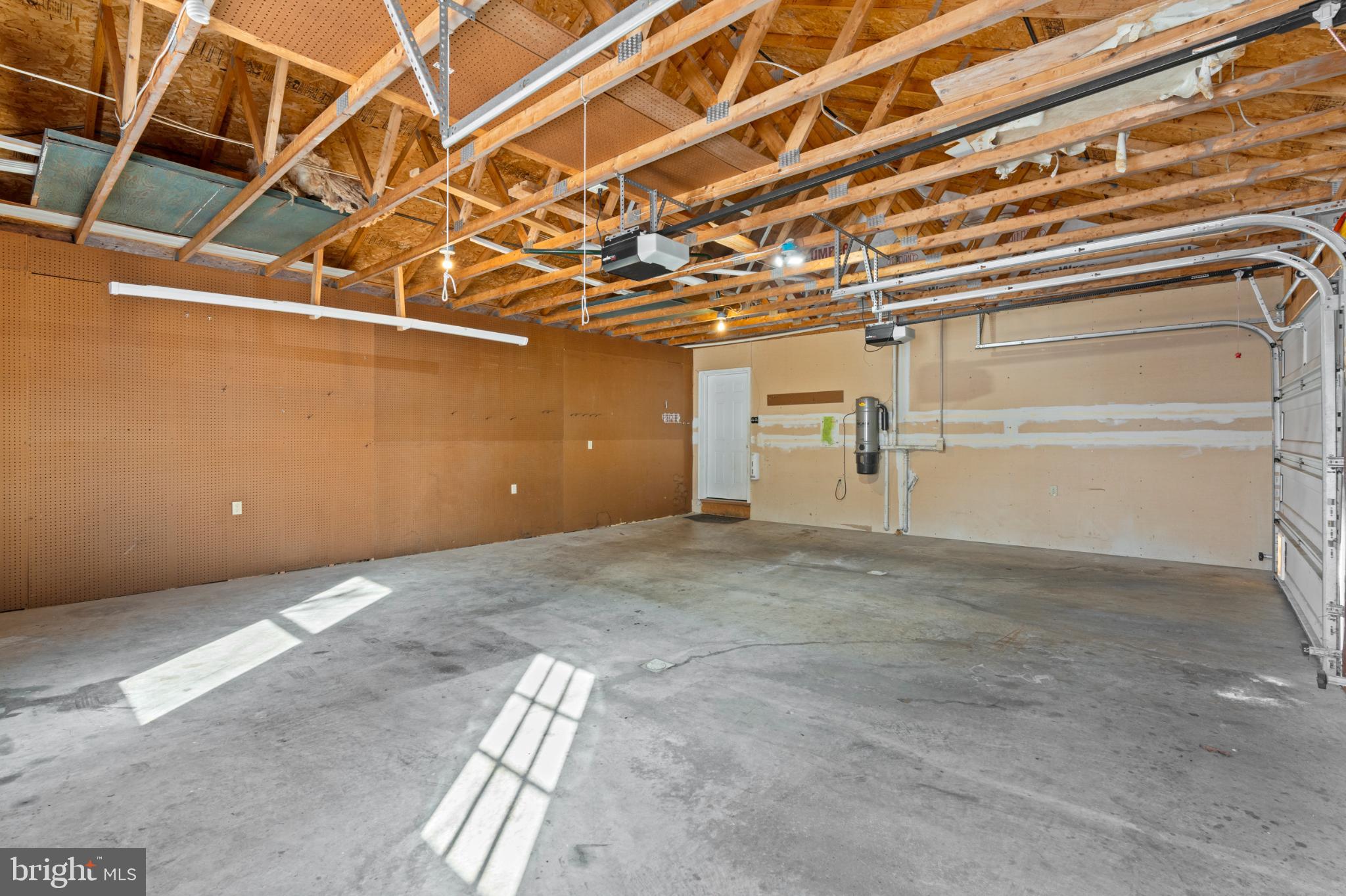 LINNIPPI VILLAGE - Residential