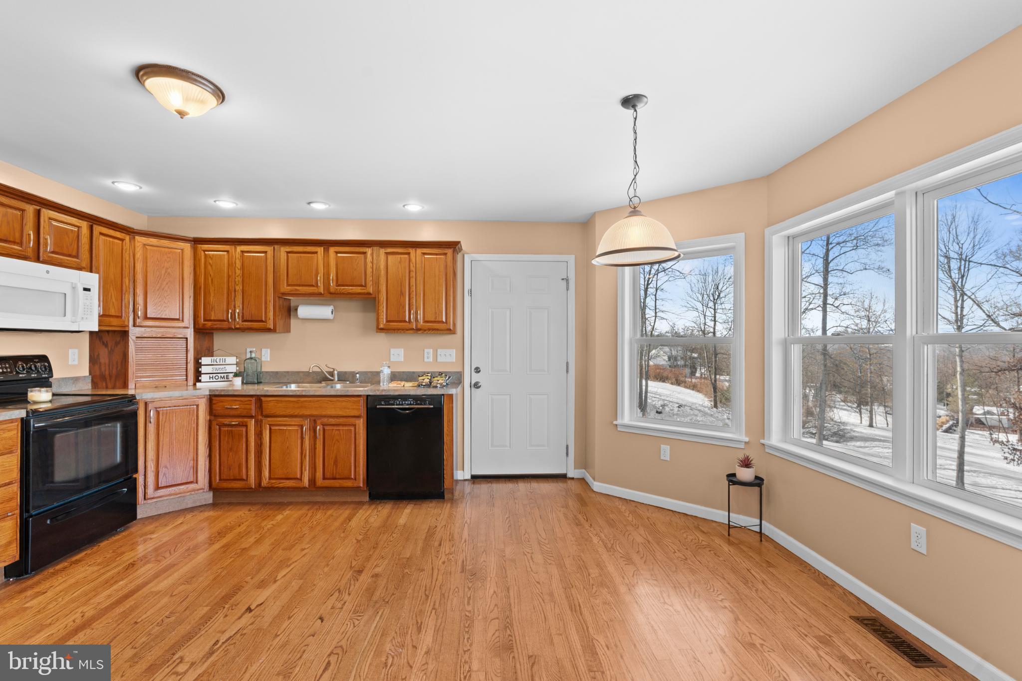 LINNIPPI VILLAGE - Residential