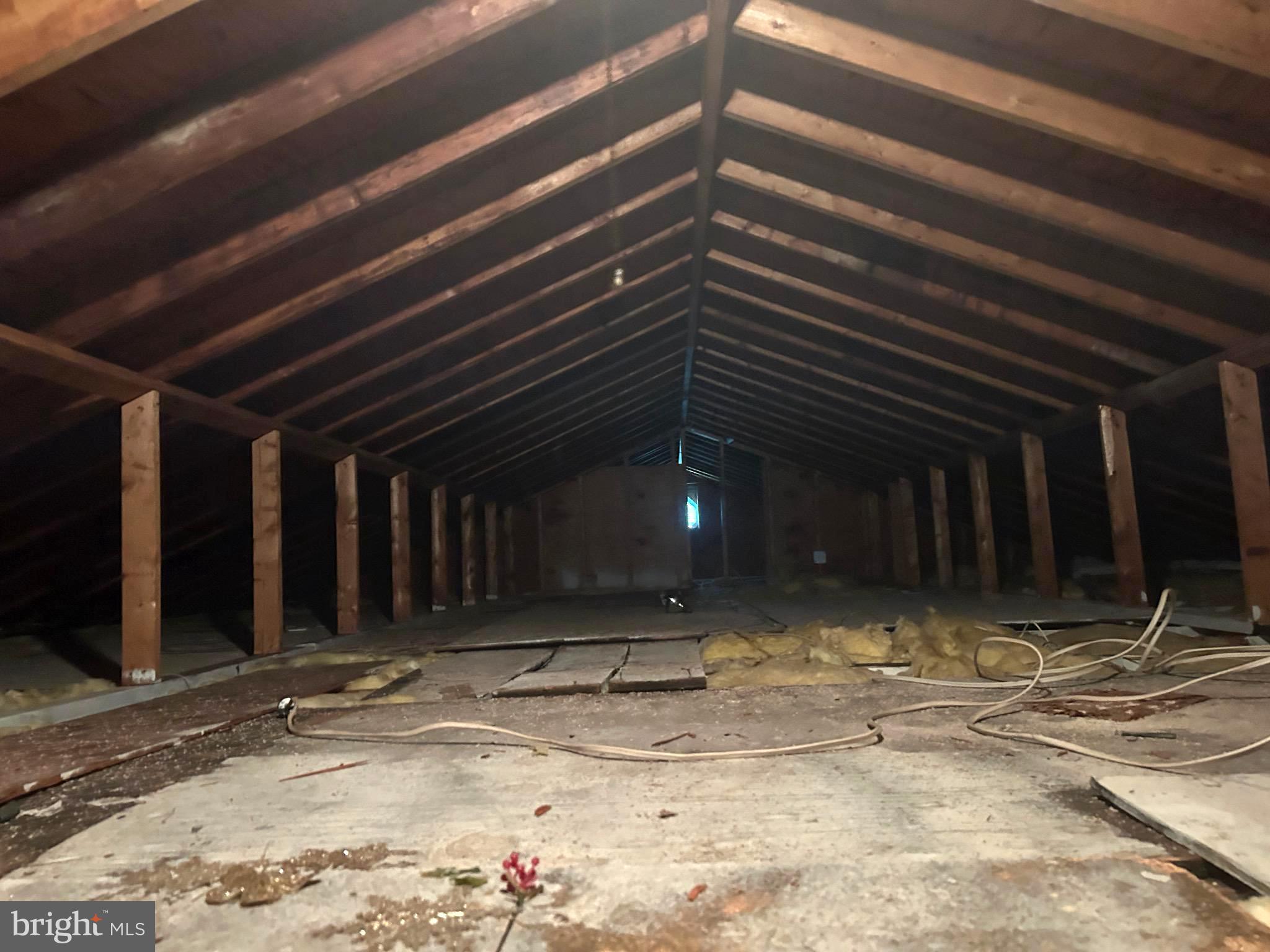 CHRIST ROCK - Residential