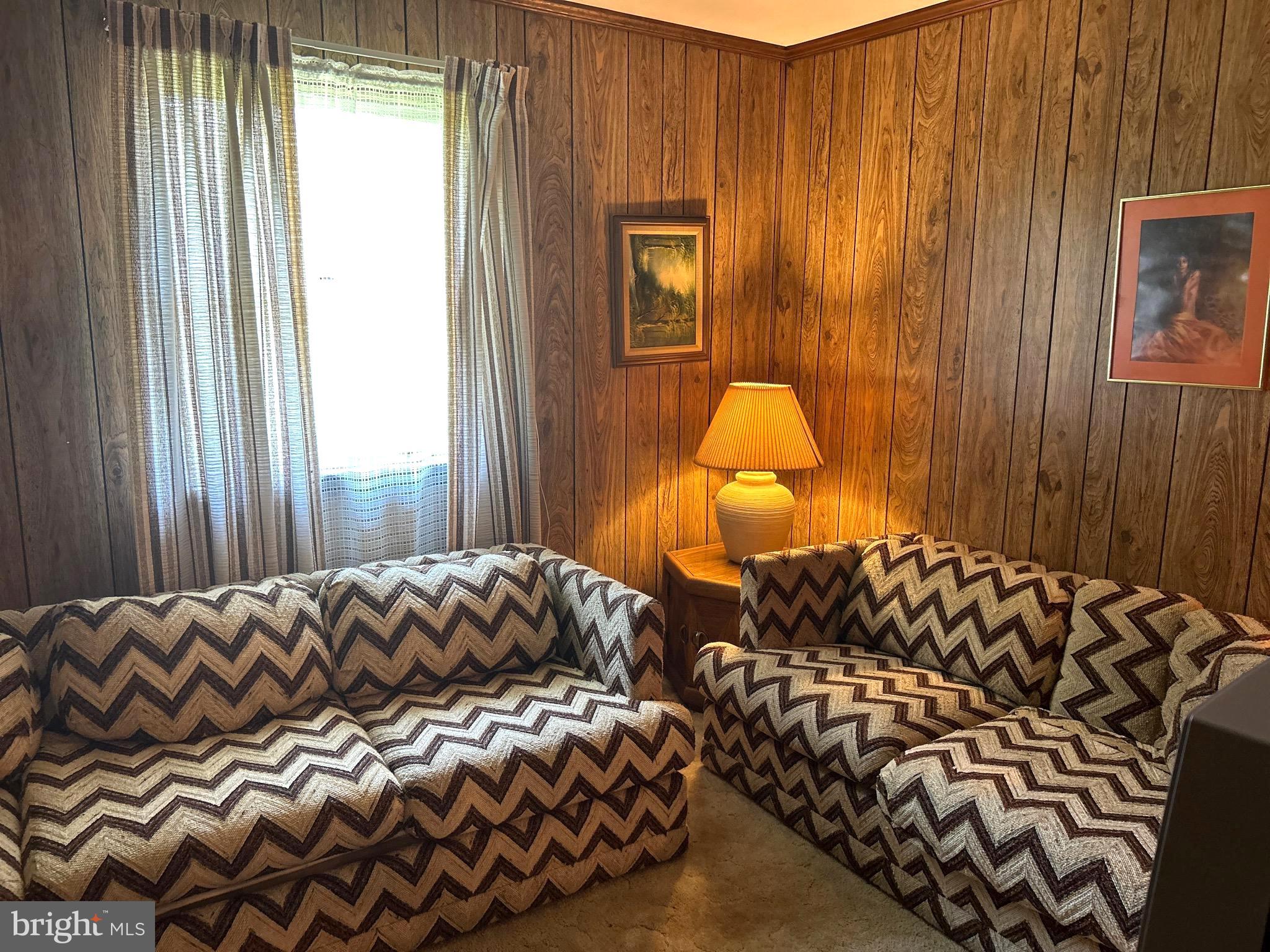 CHRIST ROCK - Residential