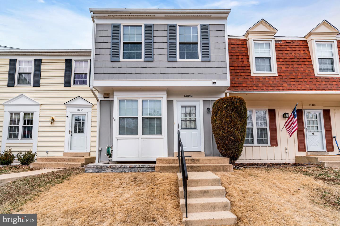 LONDON TOWN WEST - Residential Lease