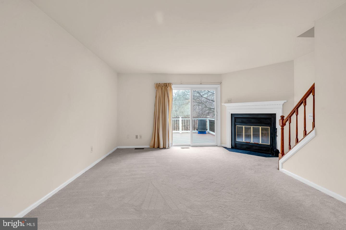 LONDON TOWN WEST - Residential Lease