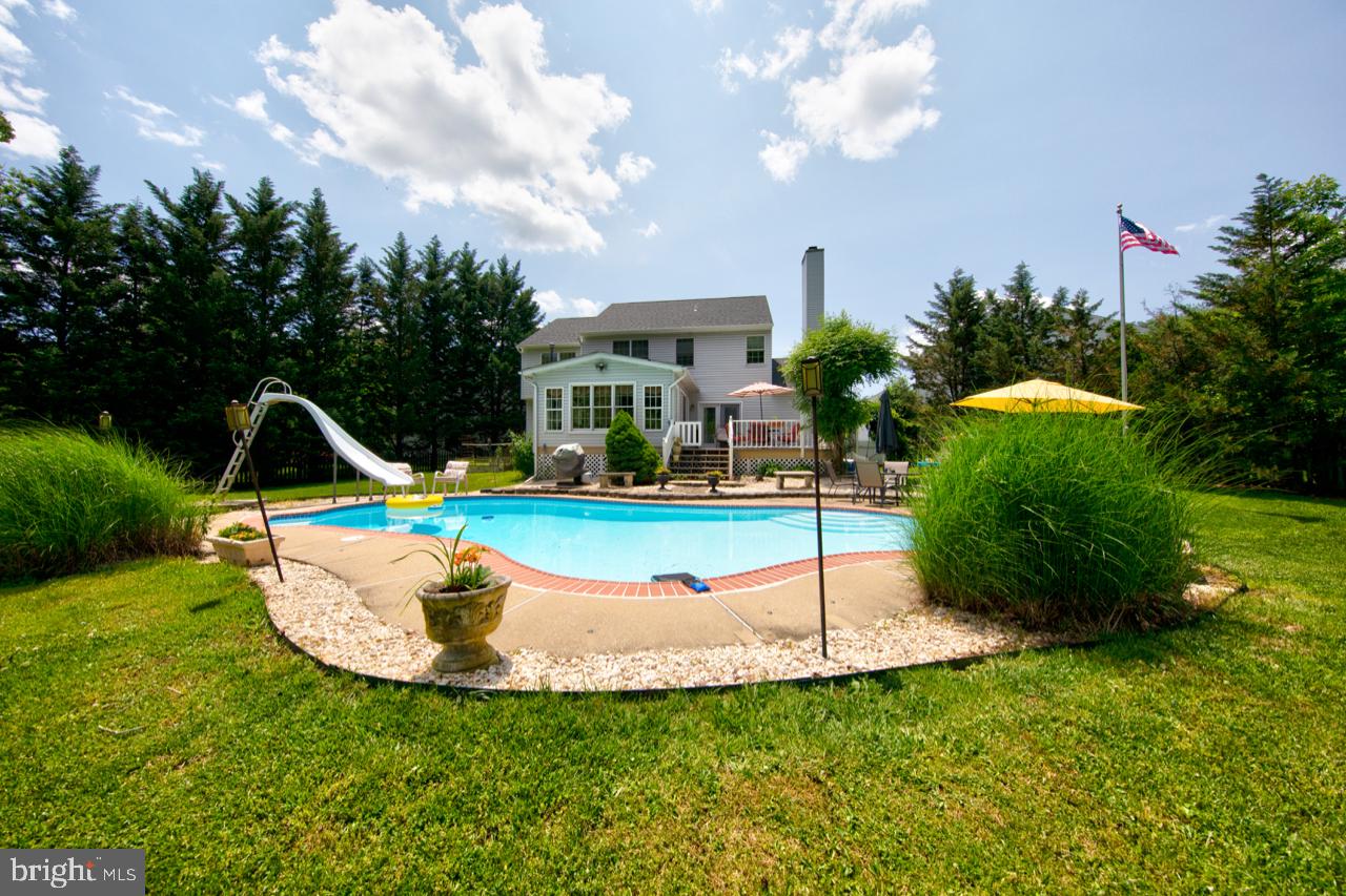 WOODLAND RUN - Residential