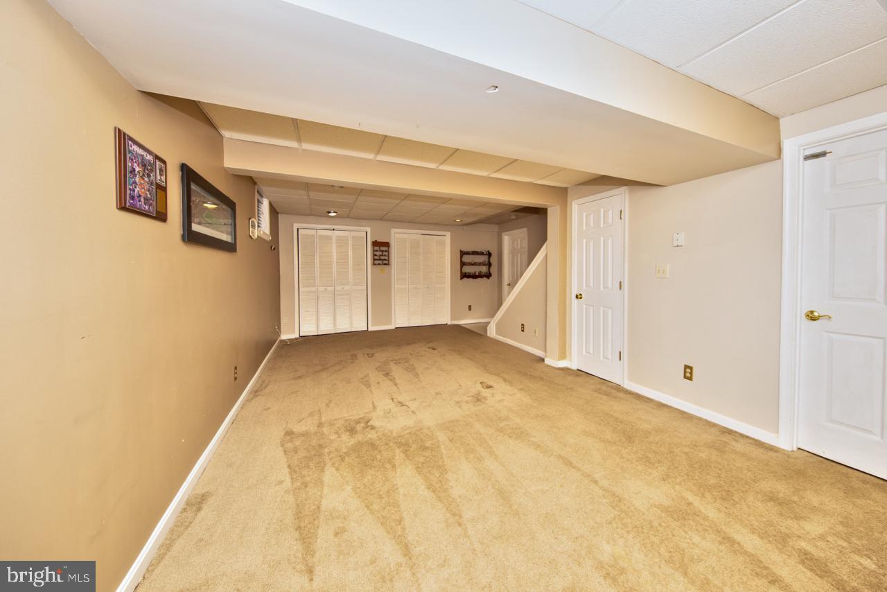 WOODLAND RUN - Residential