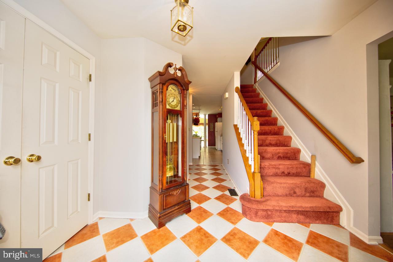 WOODLAND RUN - Residential