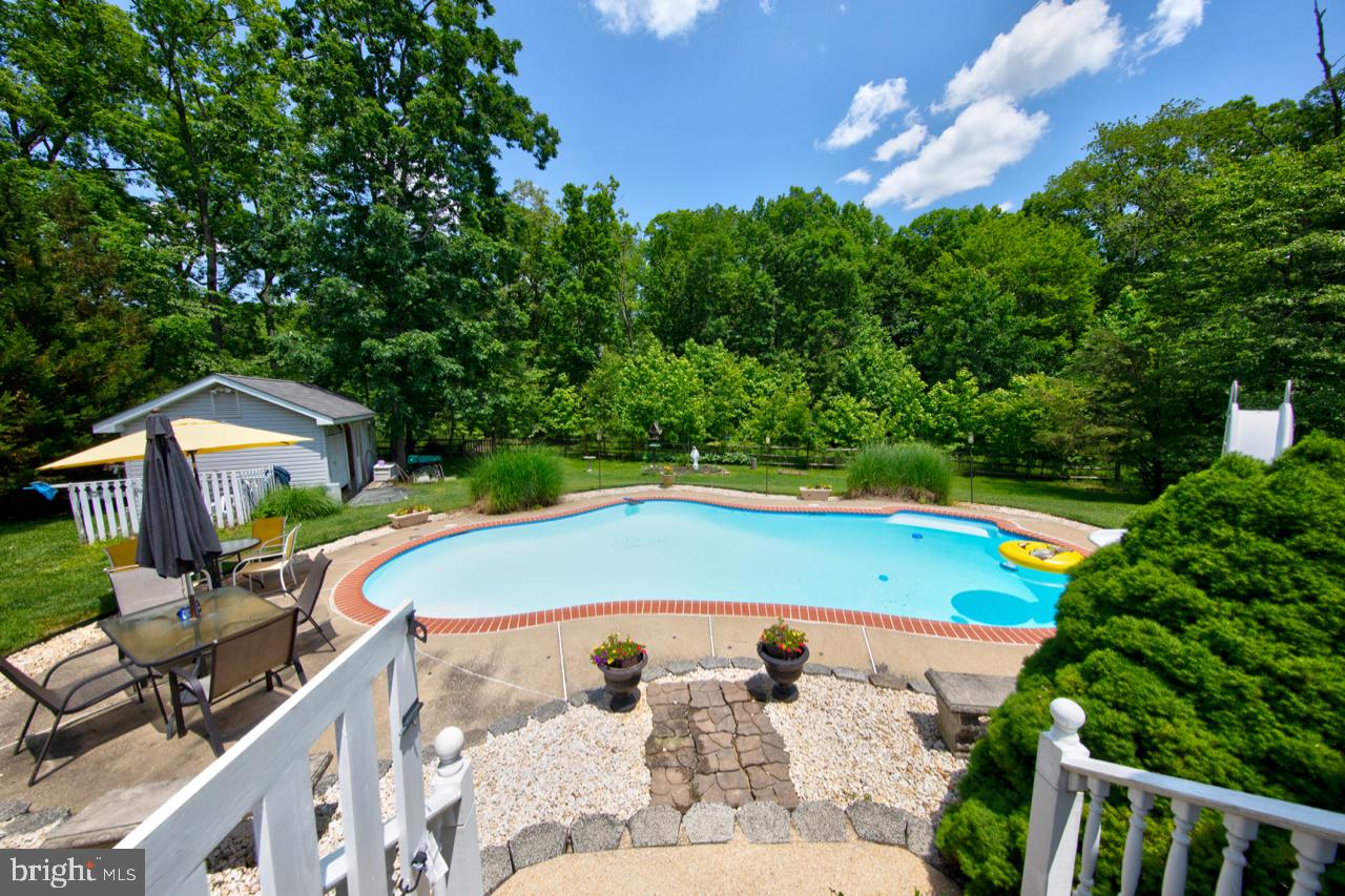 WOODLAND RUN - Residential