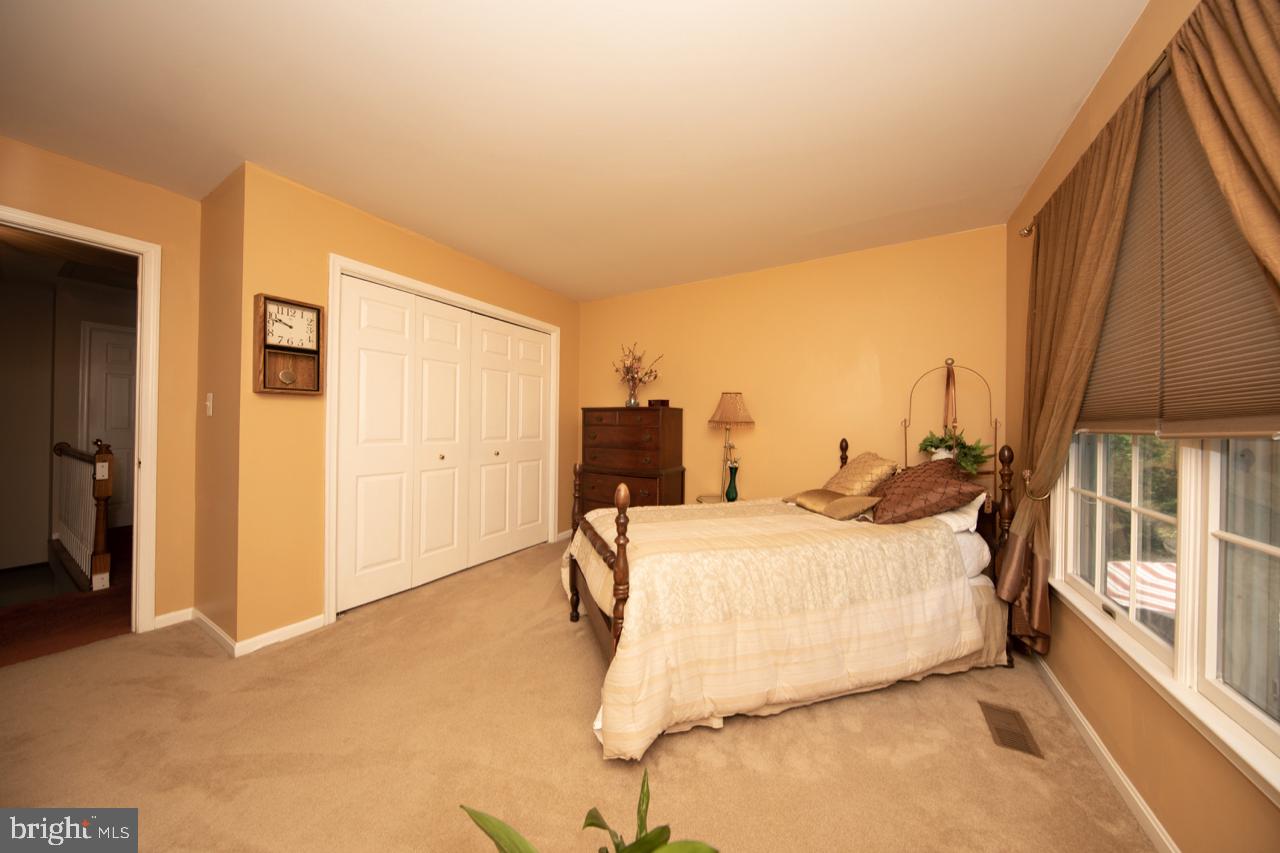 WOODLAND RUN - Residential