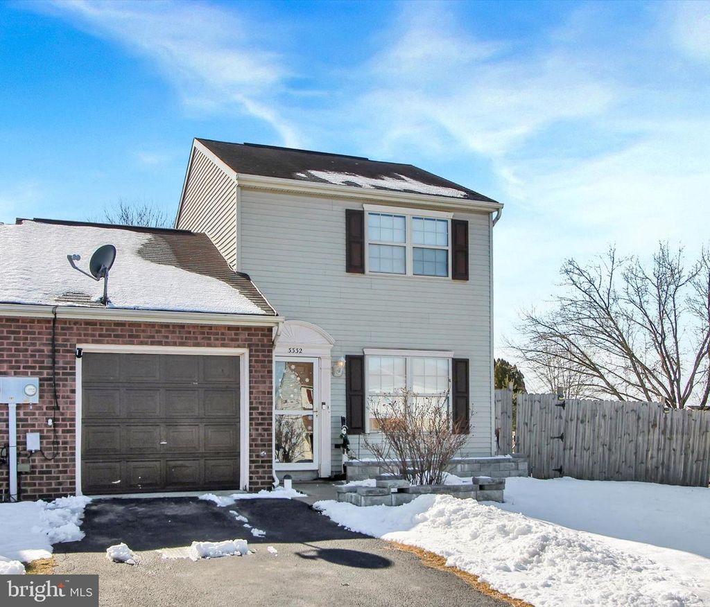 Photo of 3332 Glen Hollow Drive, DOVER, PA 17315 (MLS # PAYK2098222)