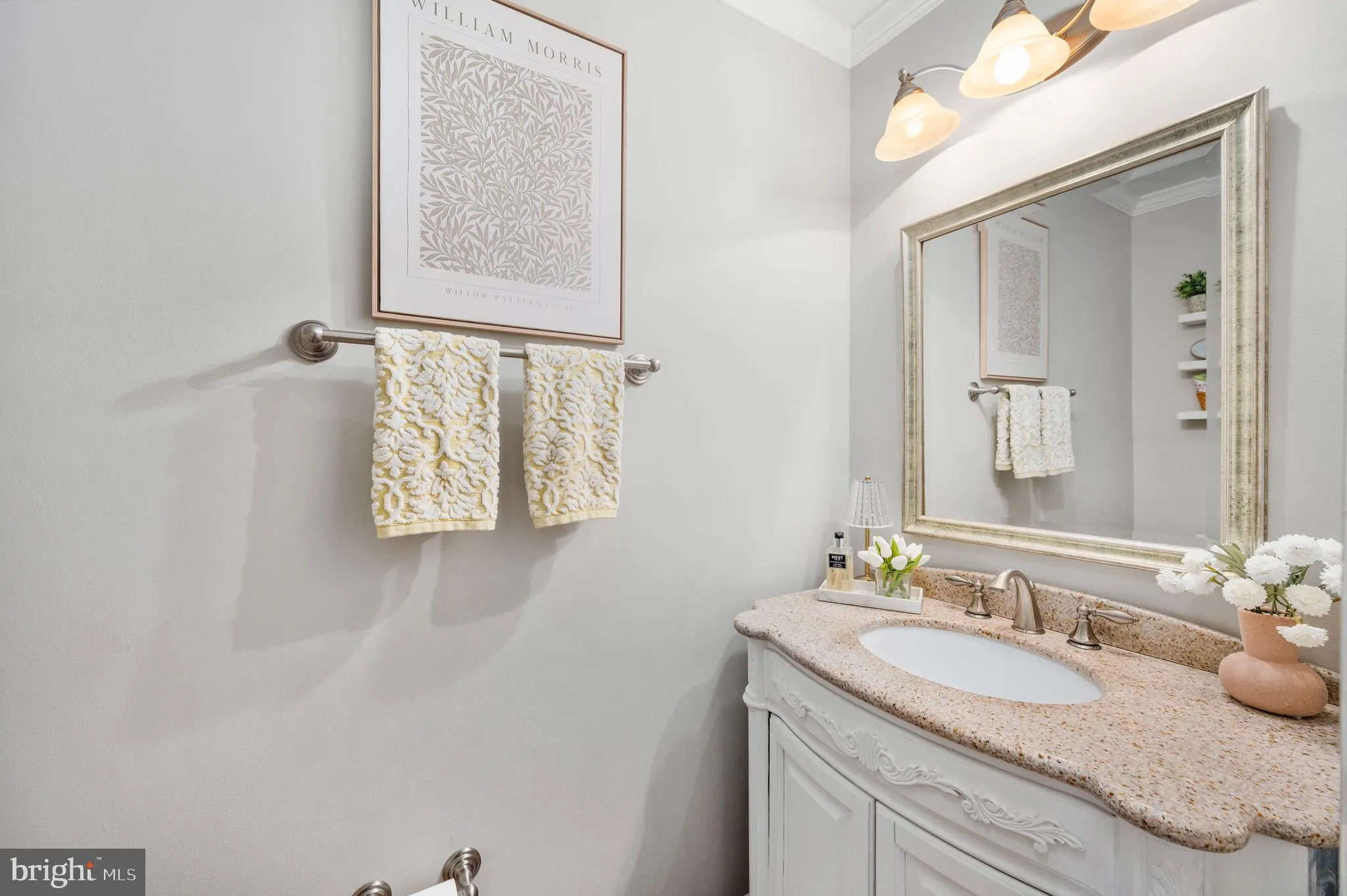 Fairfax Station, Virginia 22039, United States, 4 Bedrooms Bedrooms, ,3 BathroomsBathrooms,Residential,Pending,149066