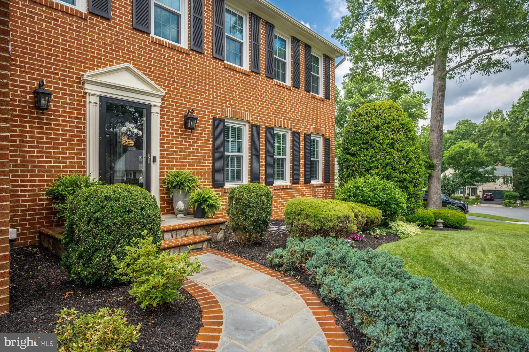 Fairfax Station, Virginia 22039, United States, 4 Bedrooms Bedrooms, ,3 BathroomsBathrooms,Residential,Pending,149066