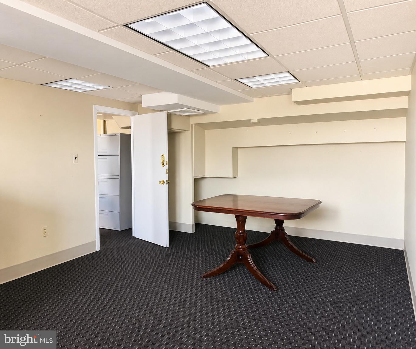 MOUNT VERNON PLACE HISTORIC DISTRICT - Commercial Sale