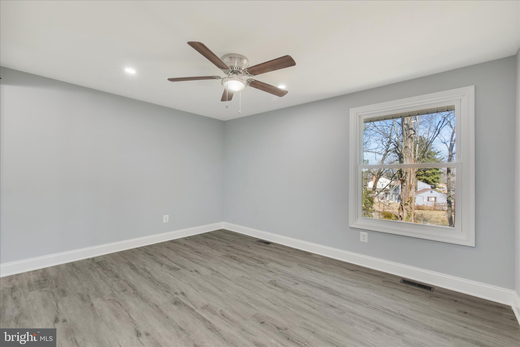 POINTER RIDGE - Residential