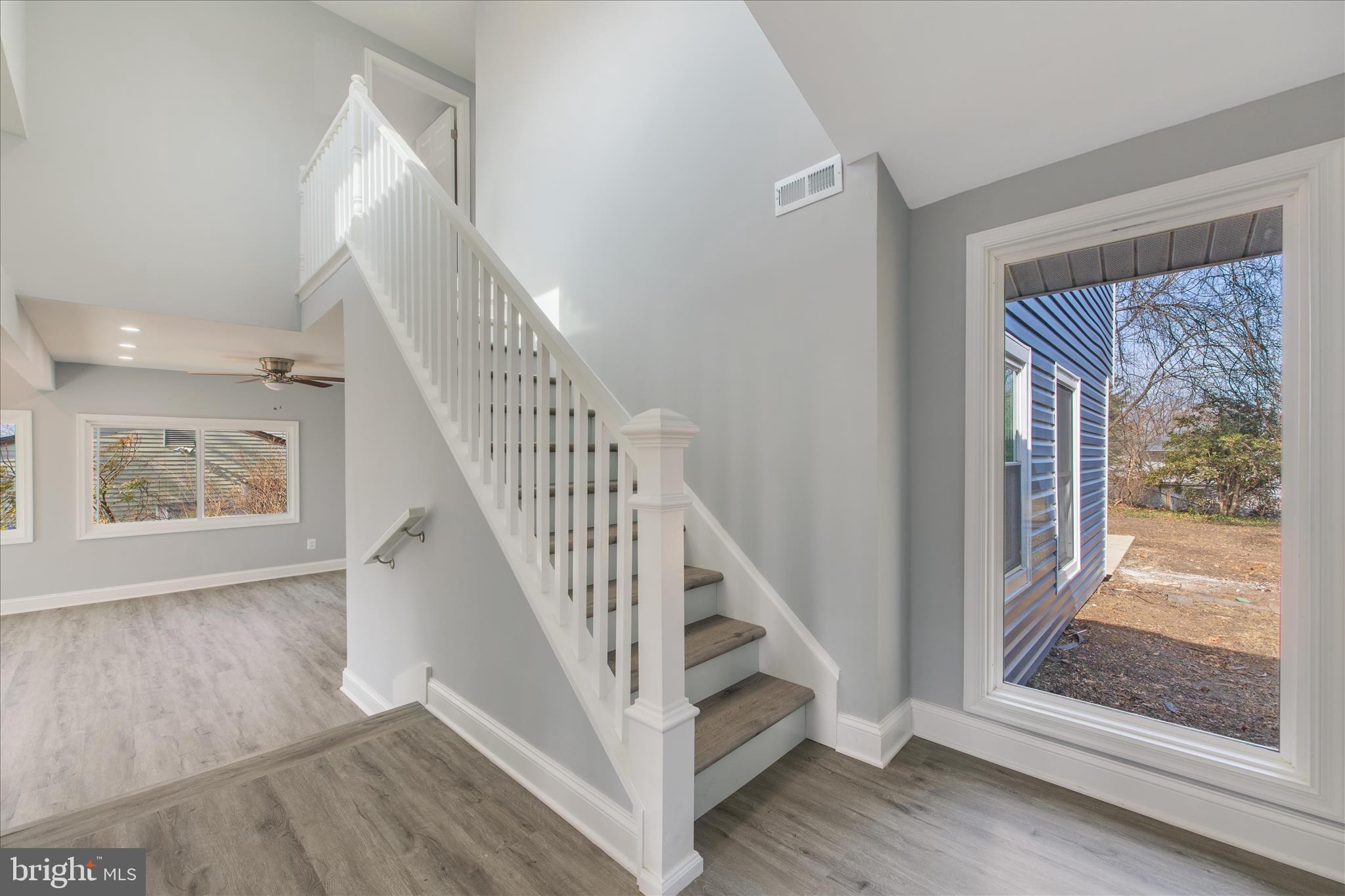 POINTER RIDGE - Residential