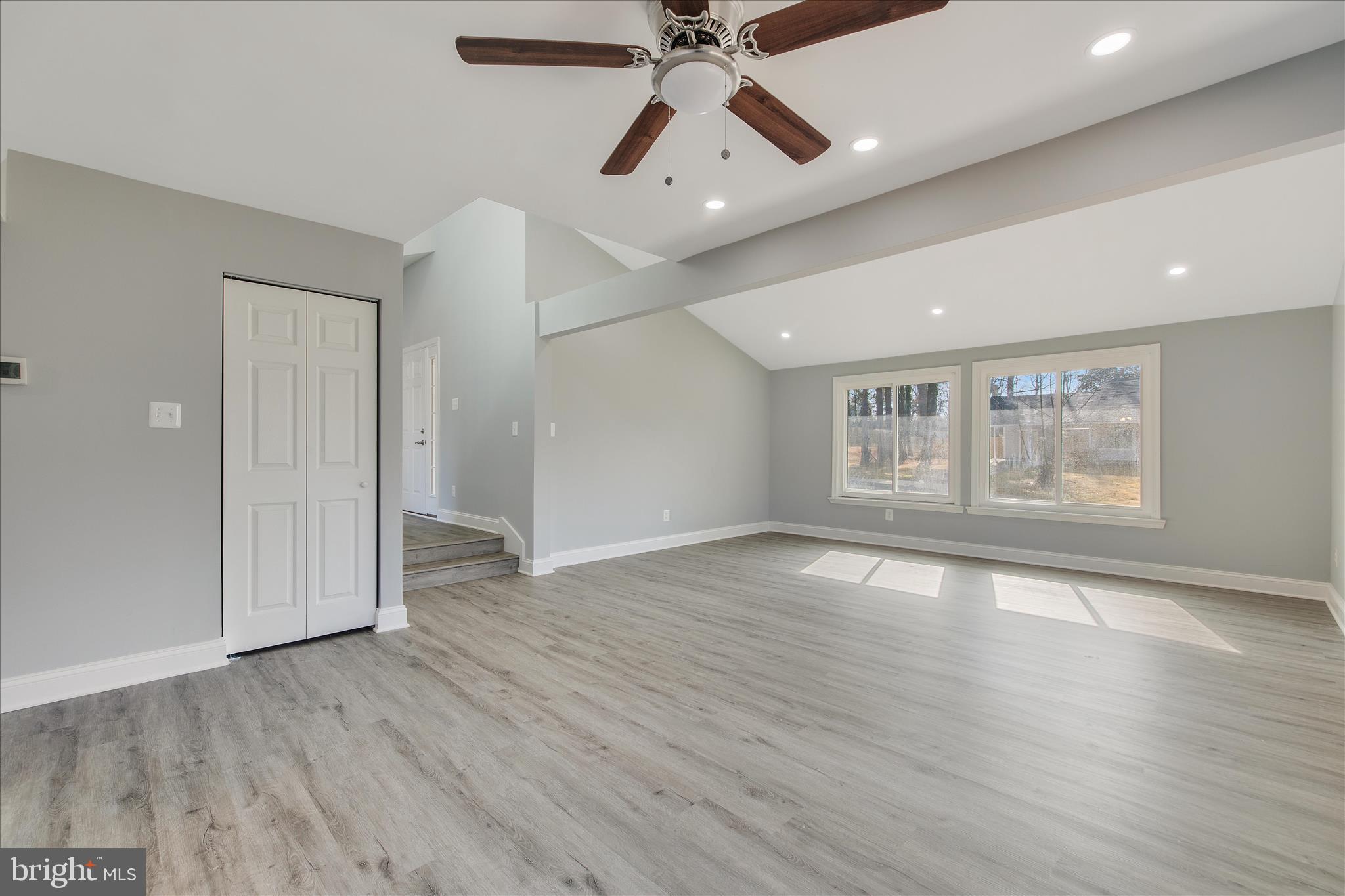 POINTER RIDGE - Residential