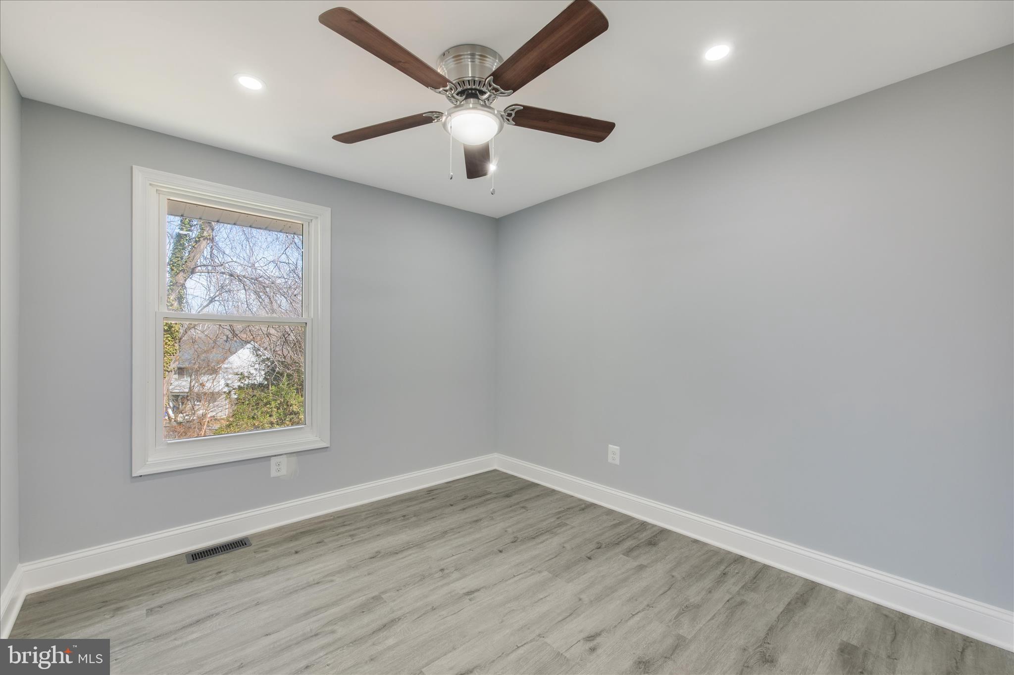 POINTER RIDGE - Residential