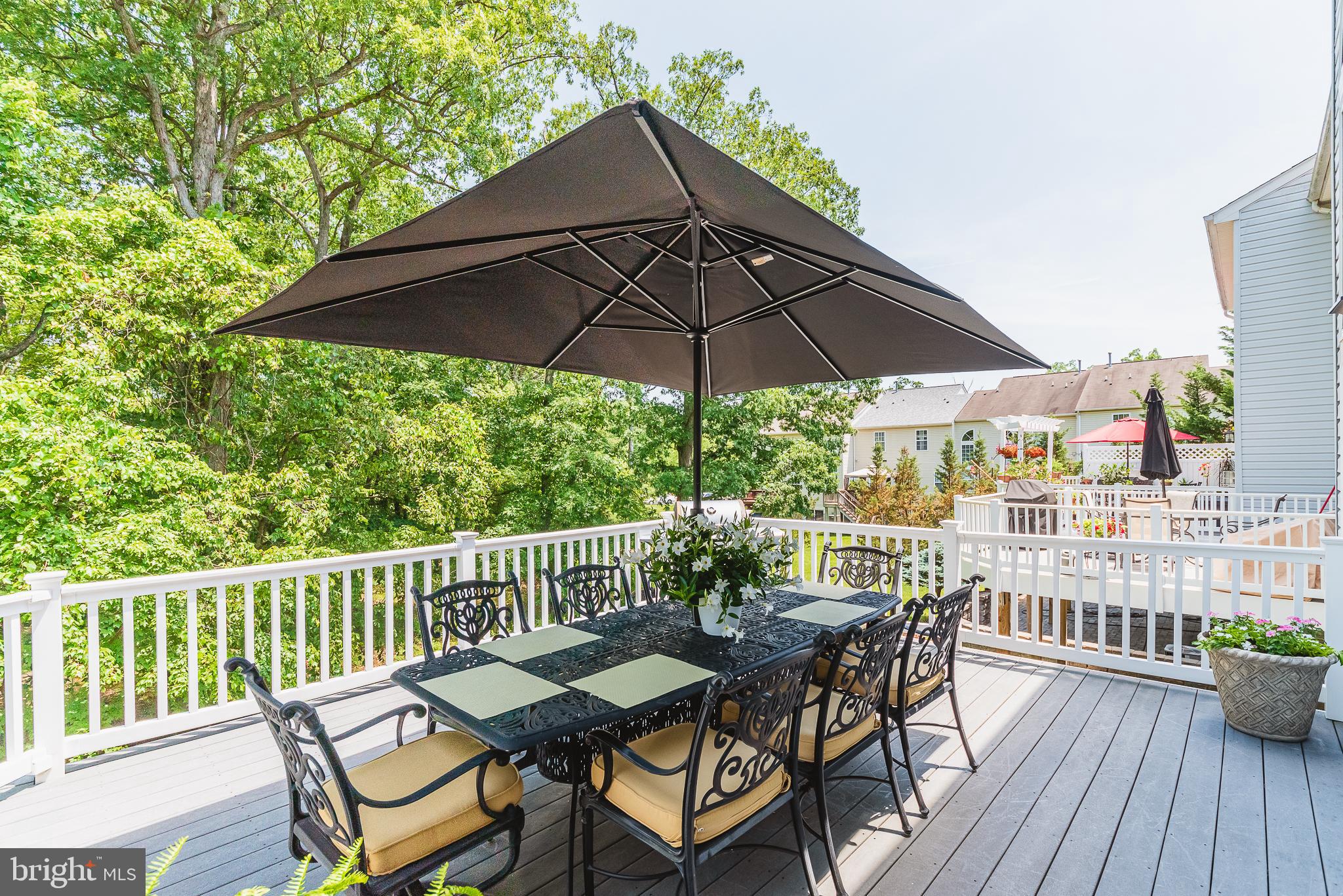 CYPRESS HILLS - Residential