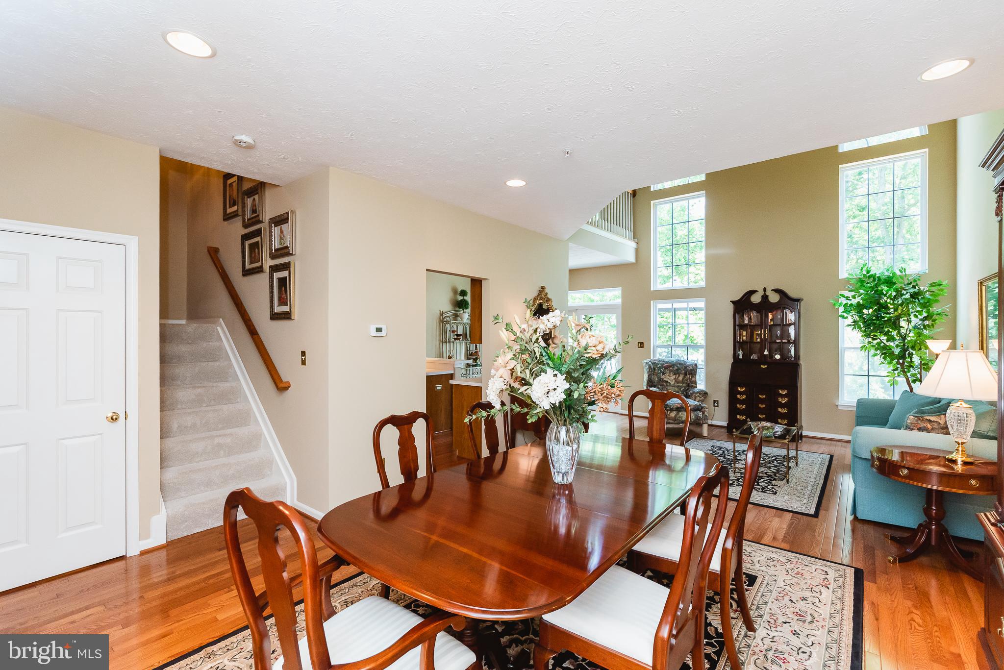 CYPRESS HILLS - Residential