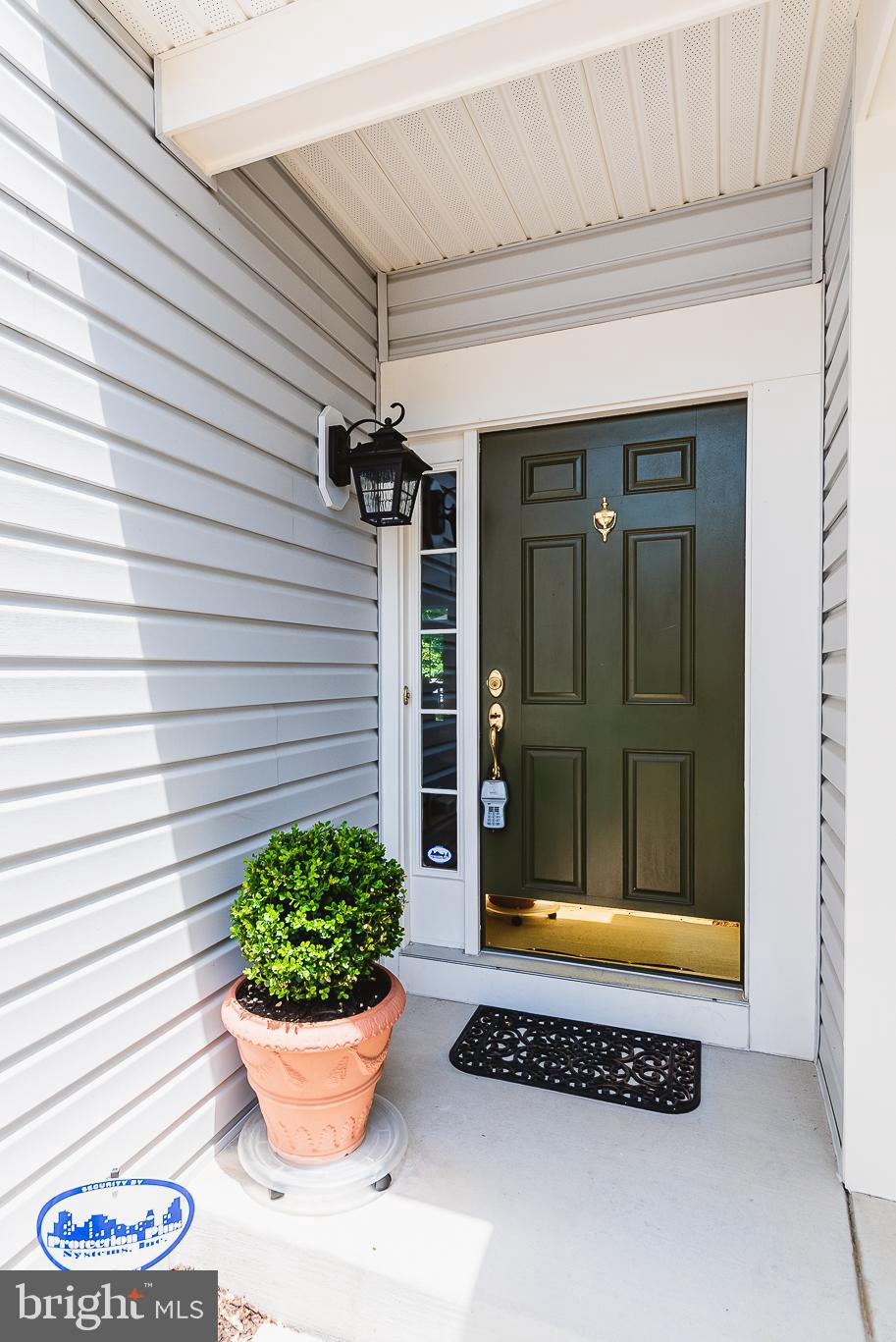 CYPRESS HILLS - Residential