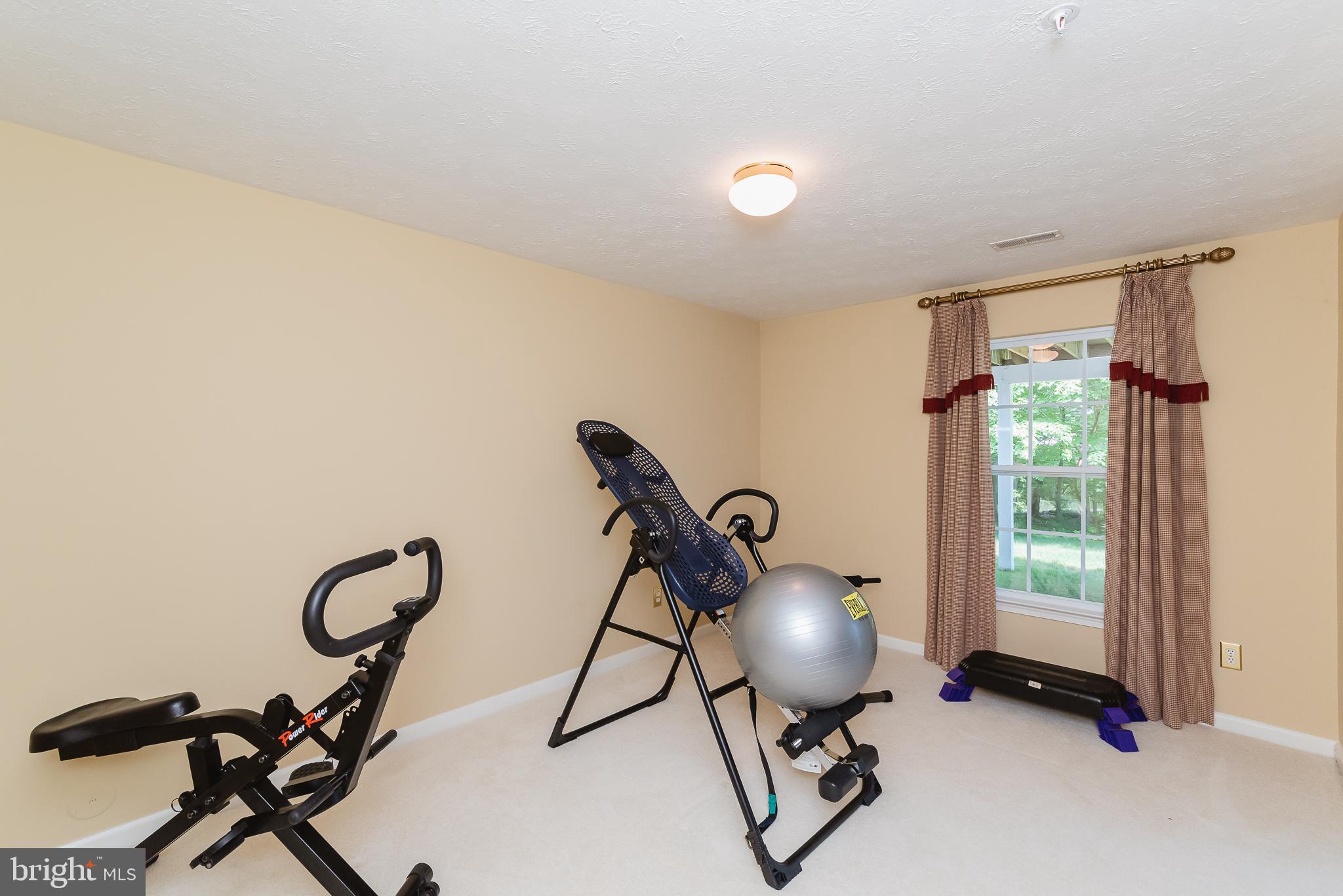 CYPRESS HILLS - Residential