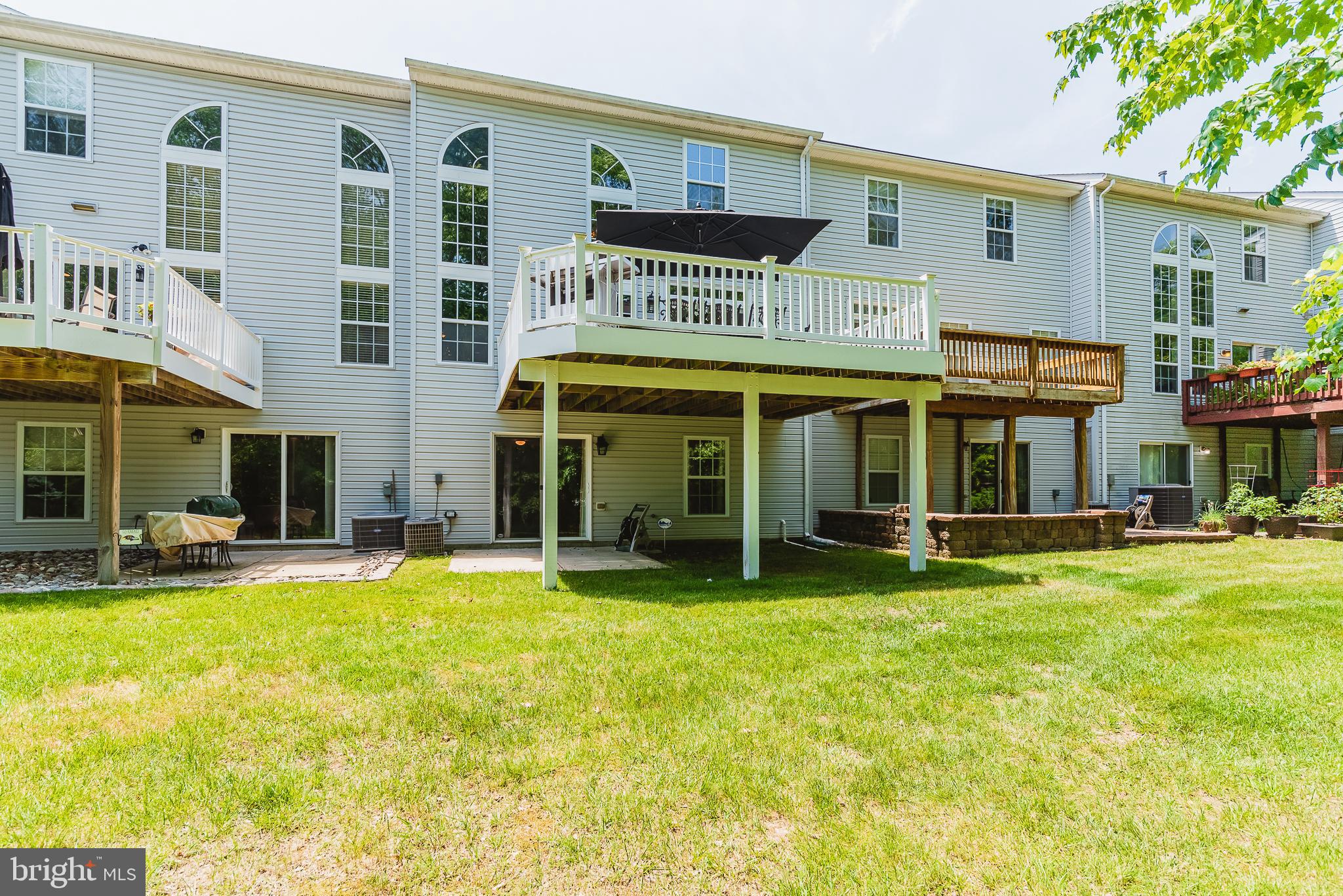 CYPRESS HILLS - Residential