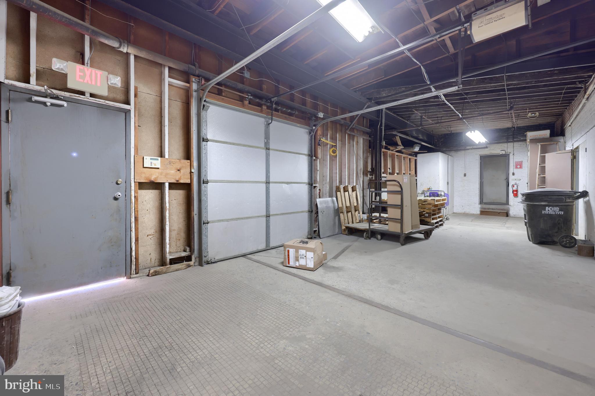 NORTHEAST READING - Commercial Sale