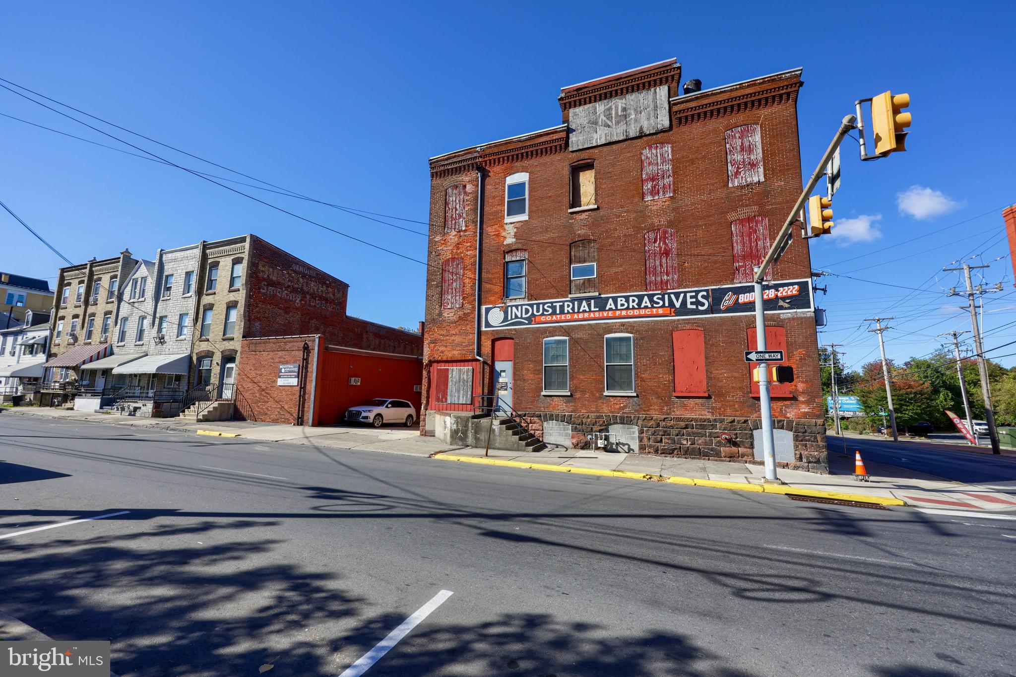 NORTHEAST READING - Commercial Sale