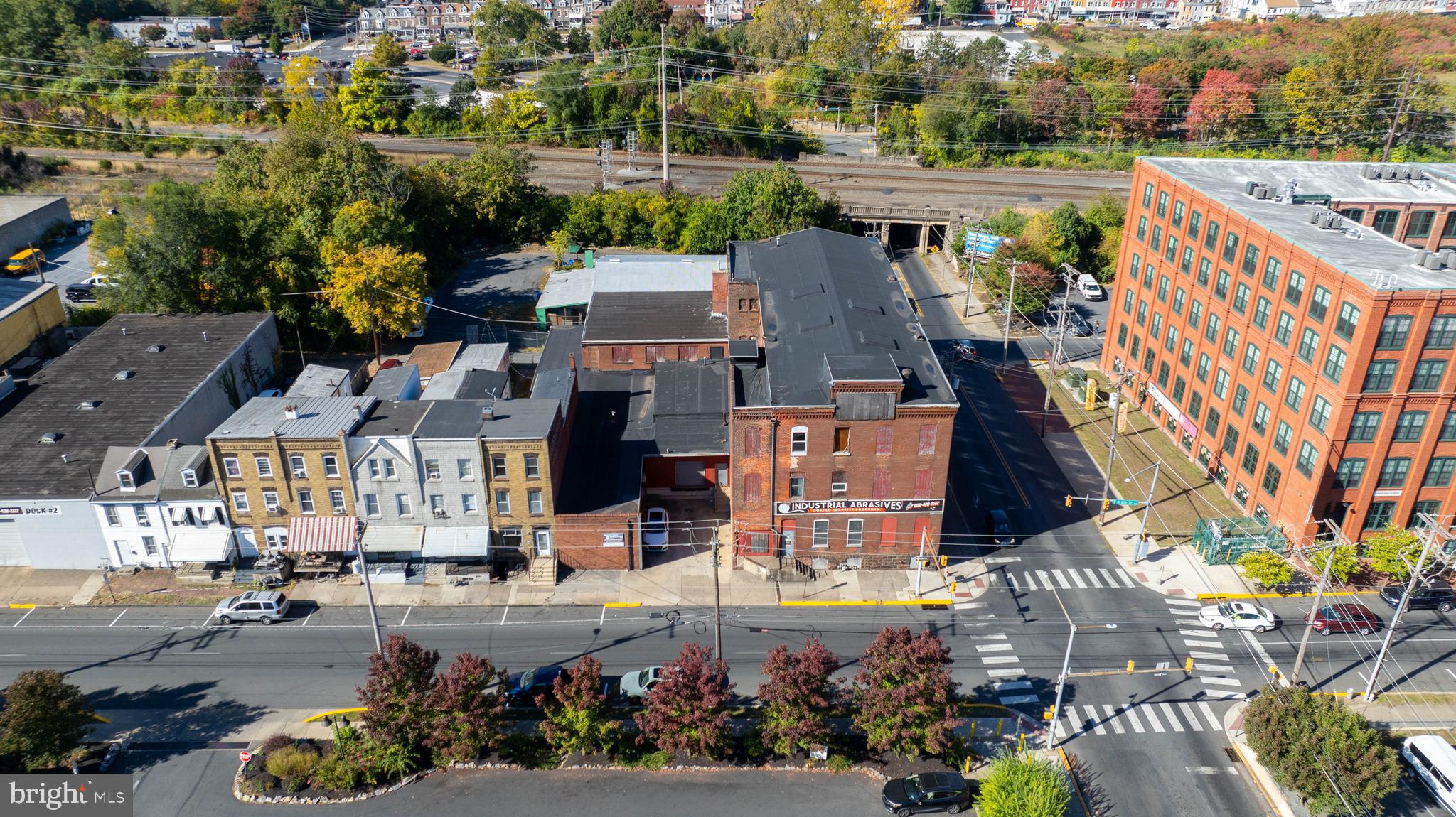 NORTHEAST READING - Commercial Sale