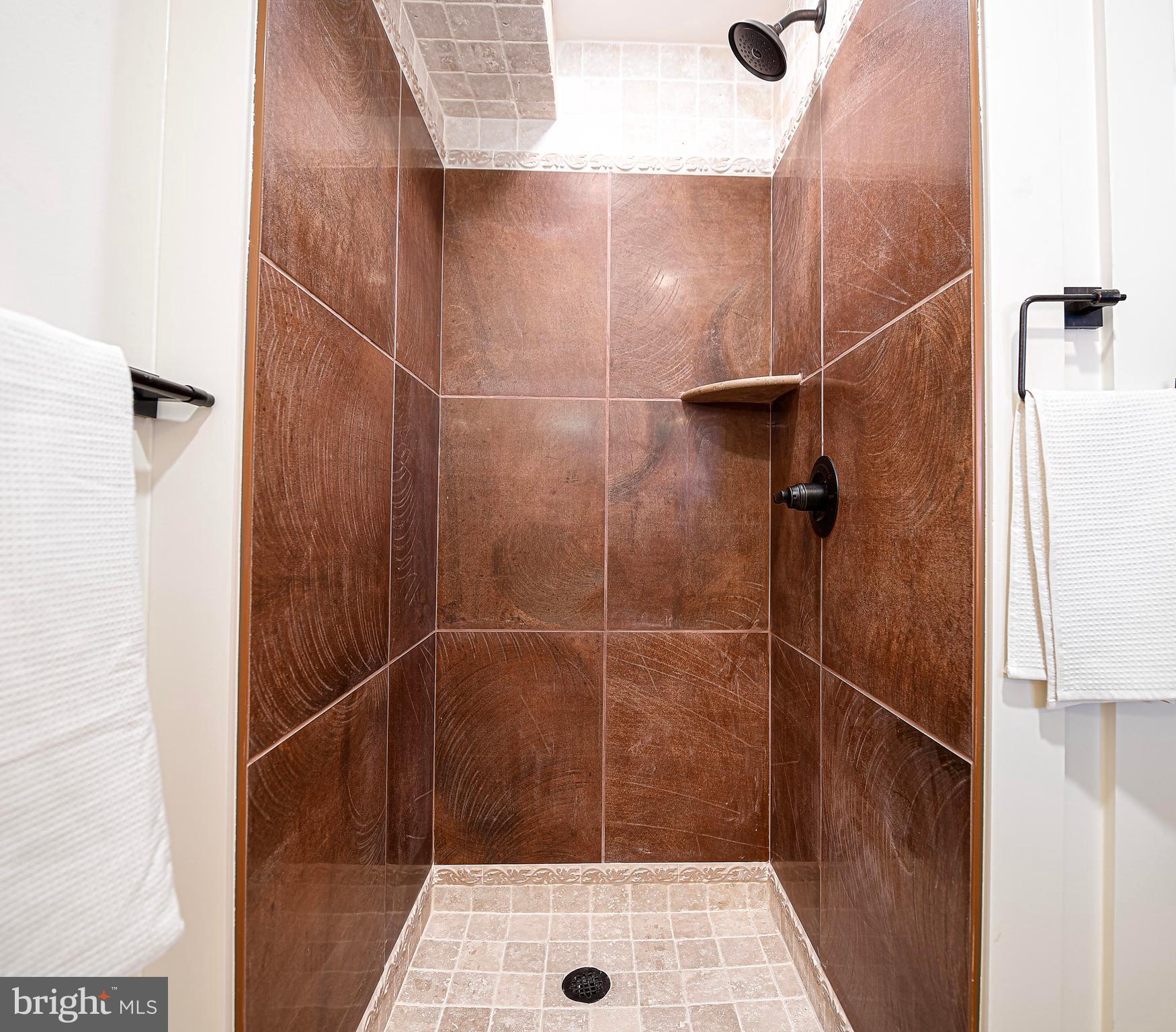 WOODBROOK - Residential