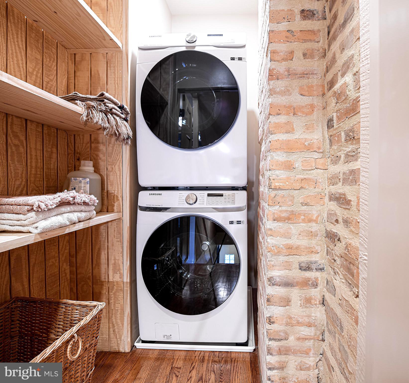 WOODBROOK - Residential