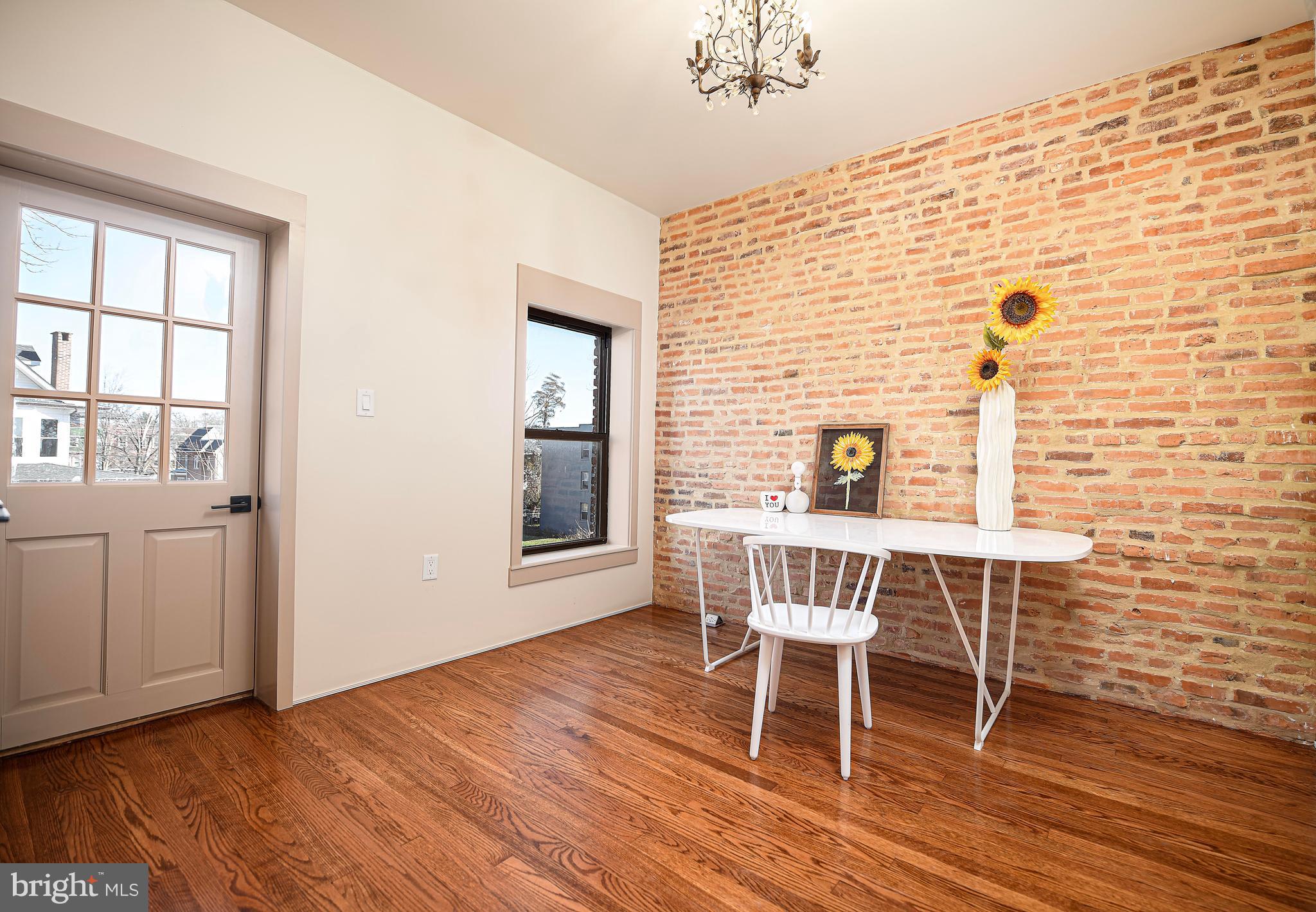 WOODBROOK - Residential