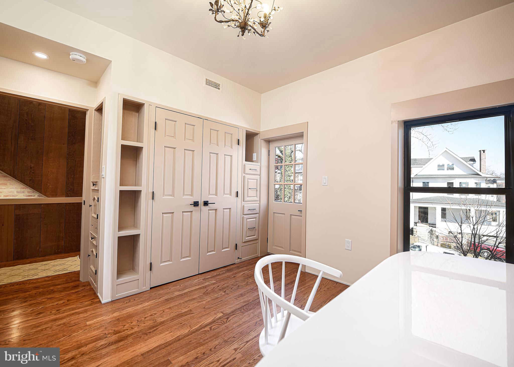 WOODBROOK - Residential