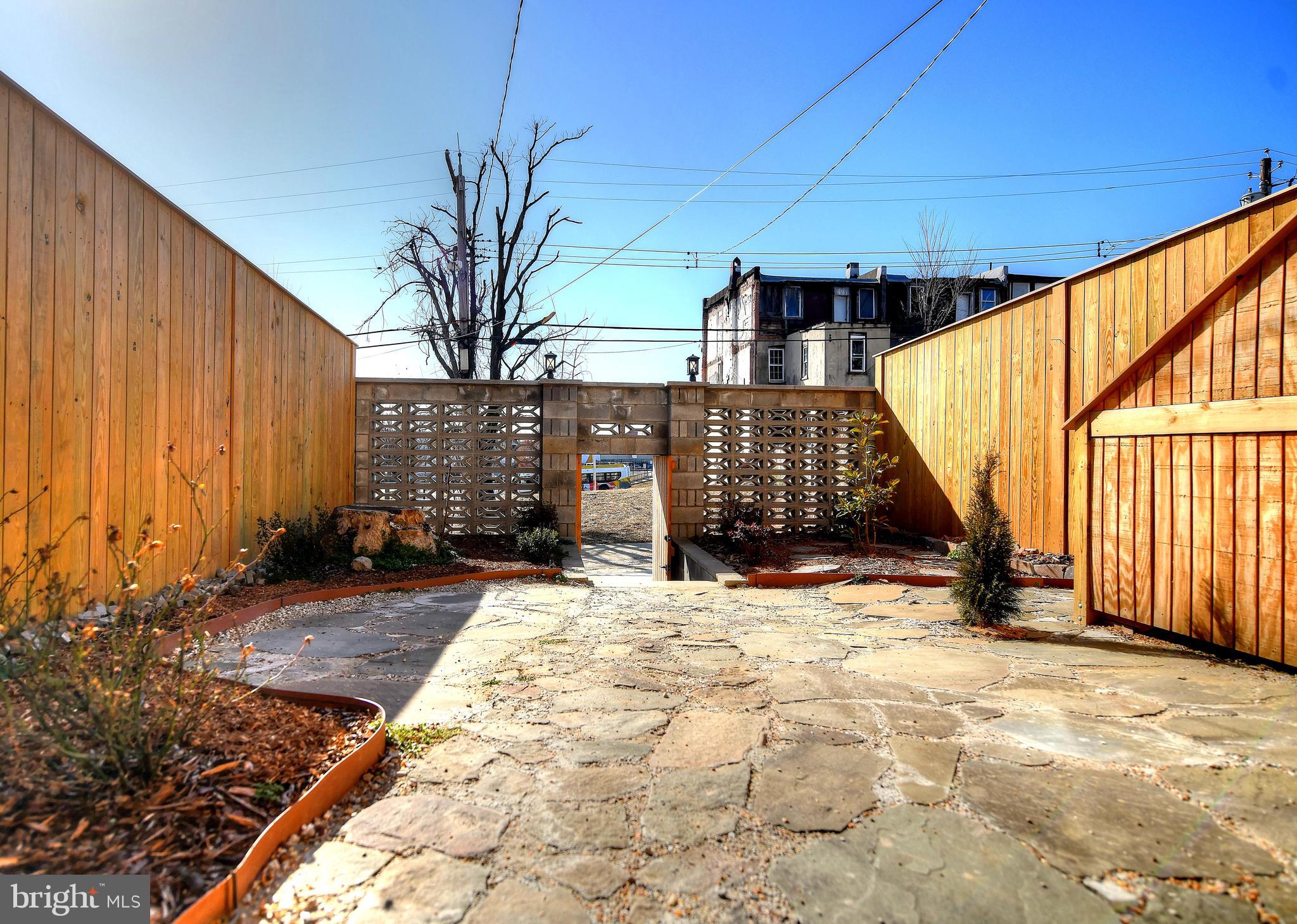 WOODBROOK - Residential