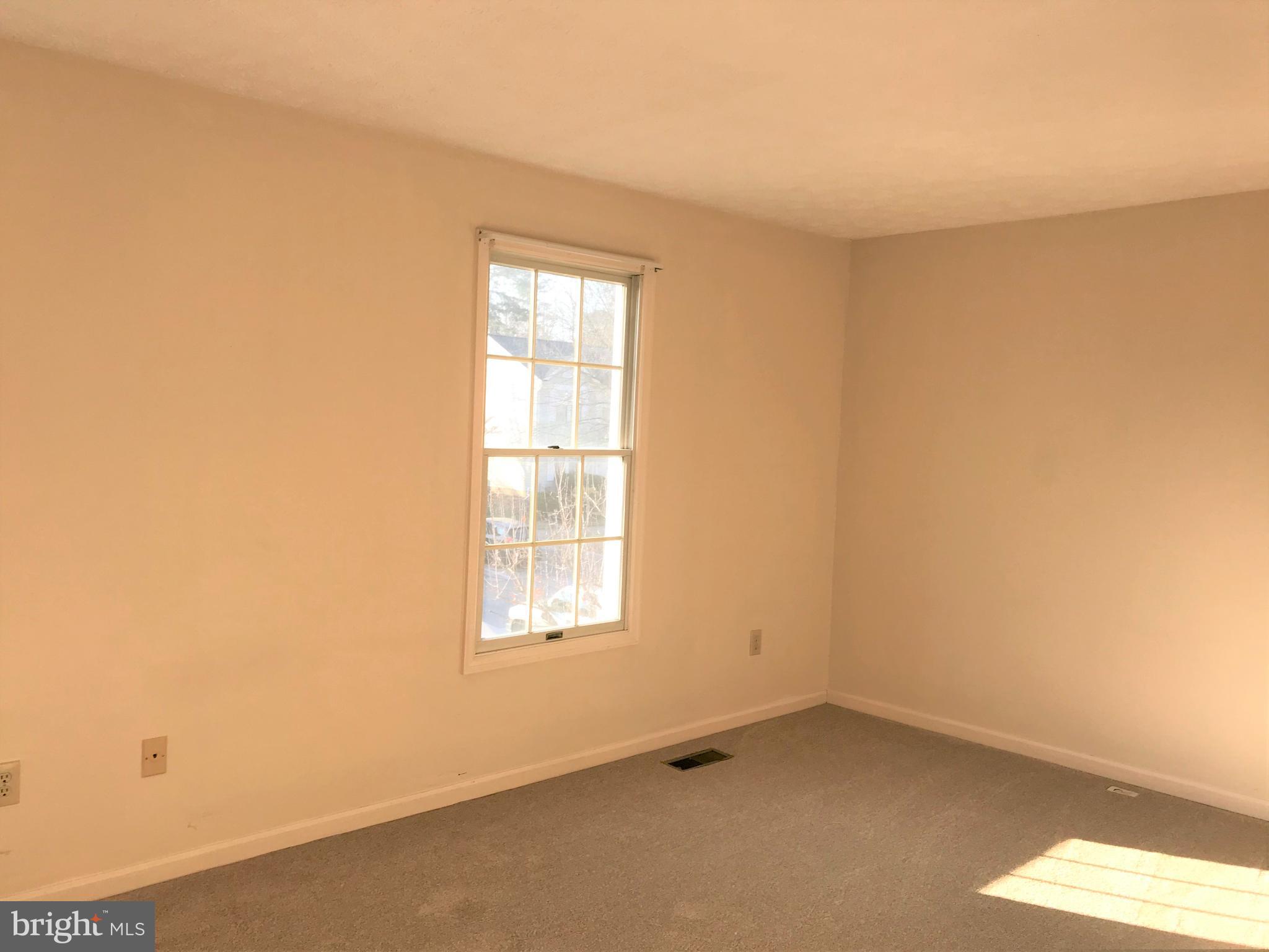 SEVEN OAKS - Residential Lease