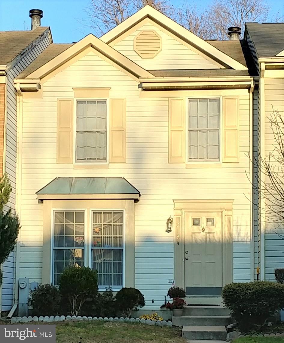 SEVEN OAKS - Residential Lease