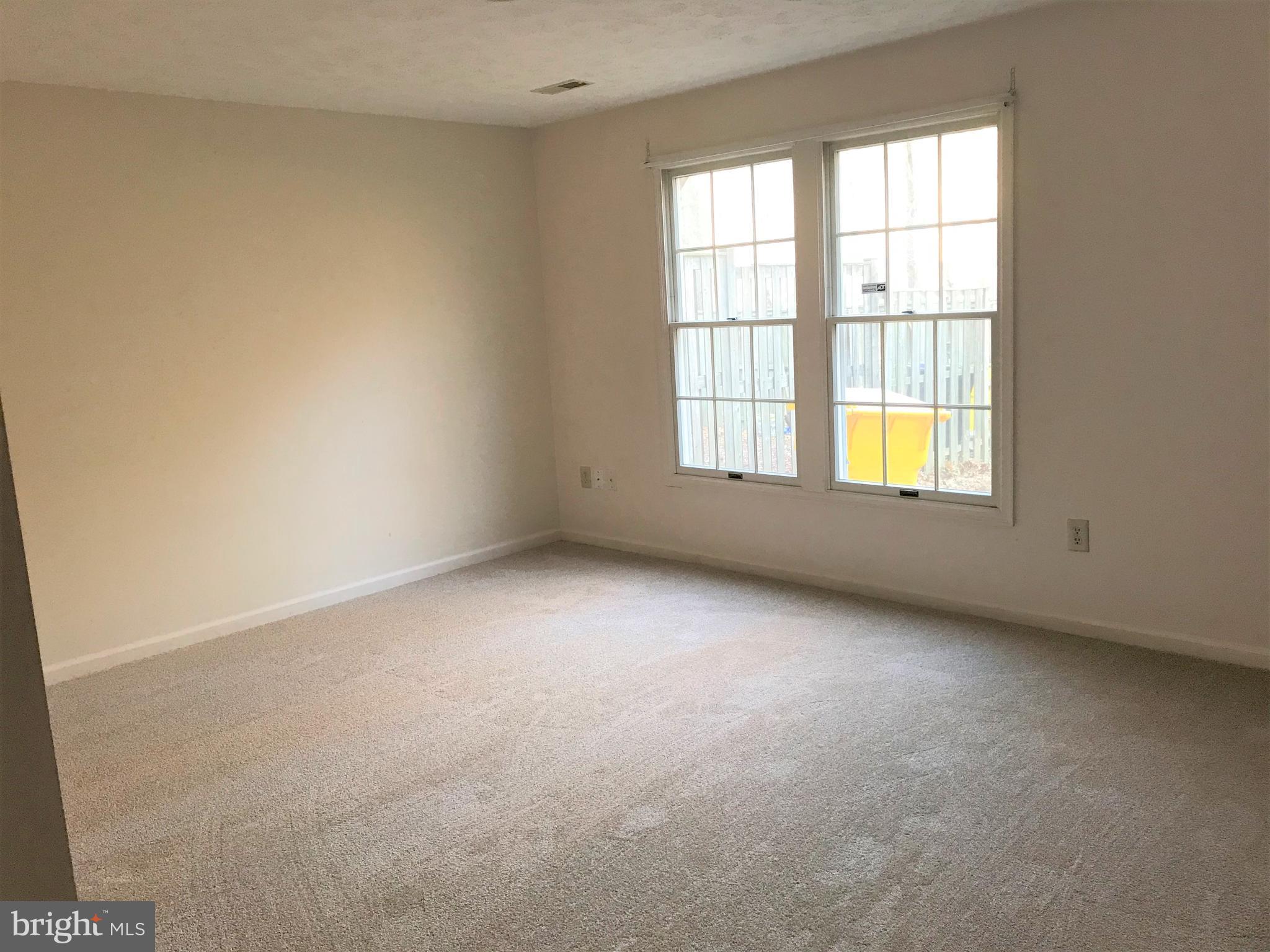 SEVEN OAKS - Residential Lease