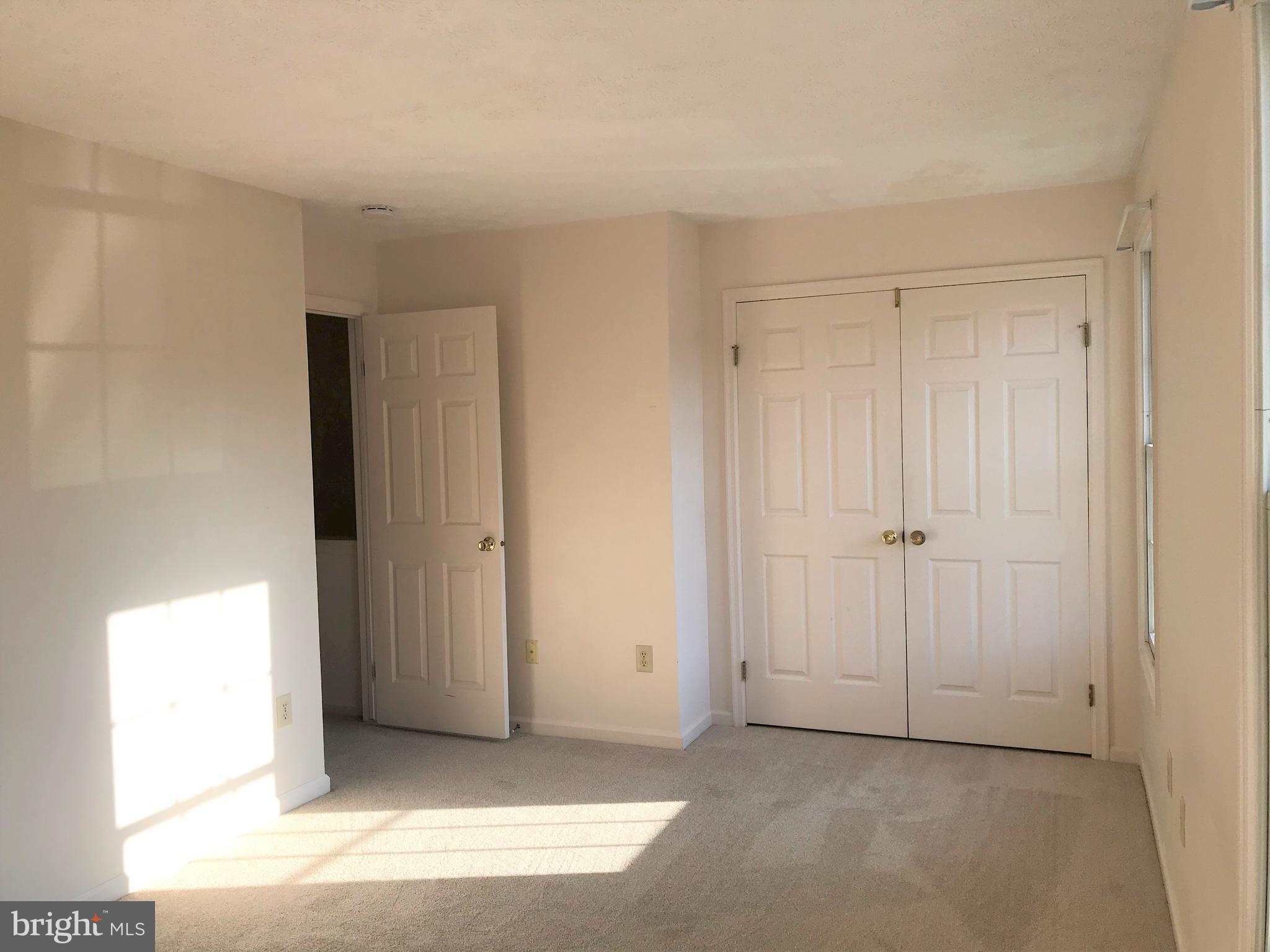 SEVEN OAKS - Residential Lease