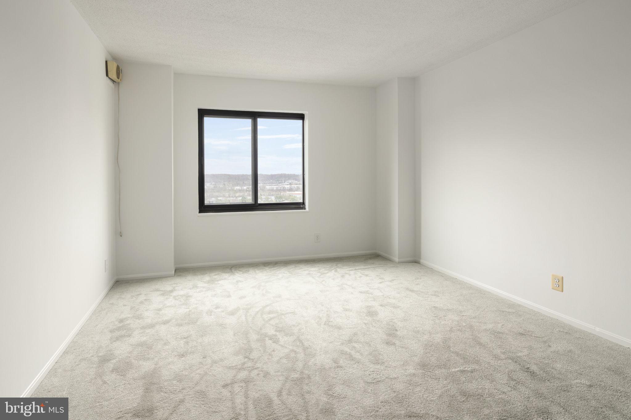 WATERGATE AT LANDMARK - Residential