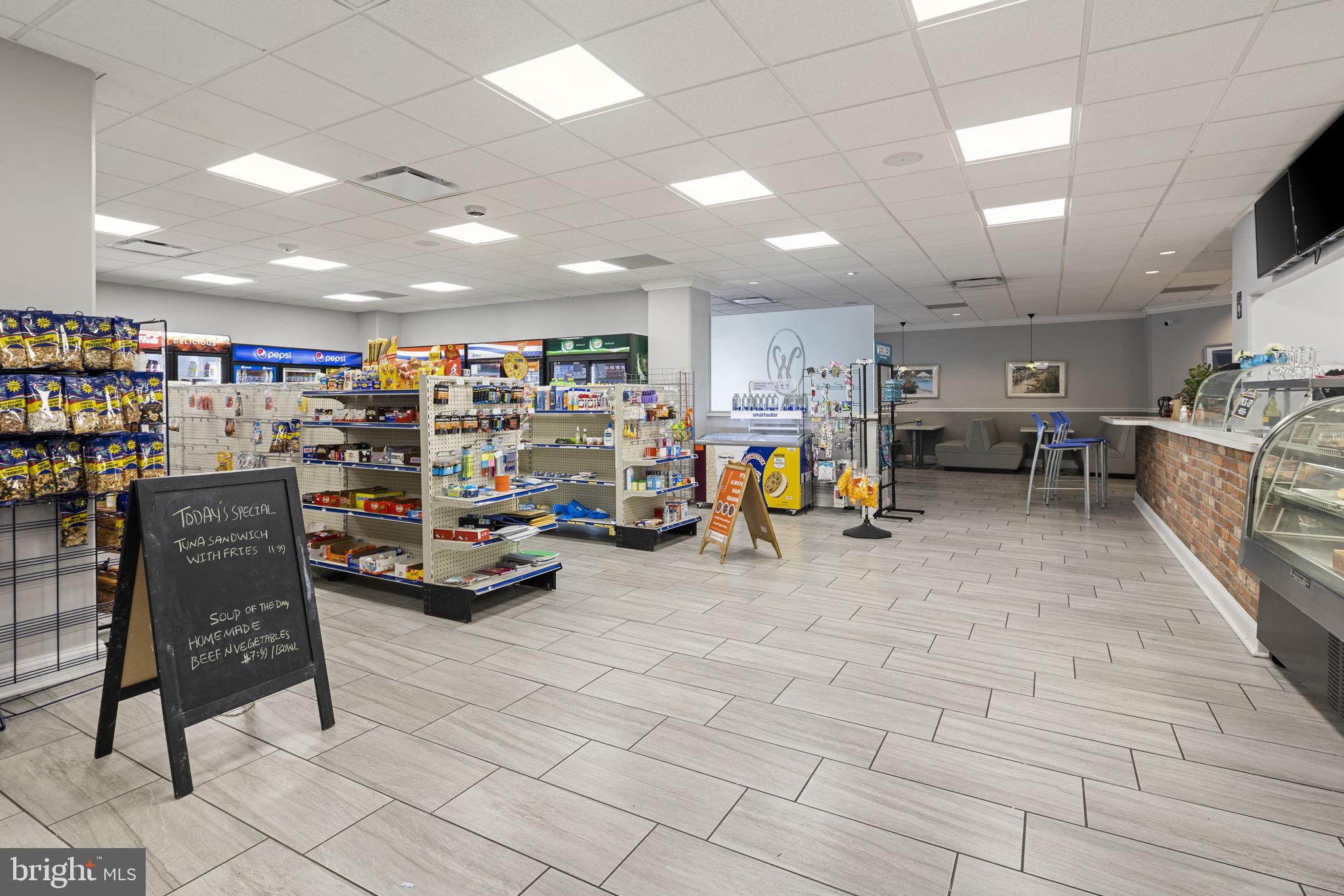 WATERGATE AT LANDMARK - Residential