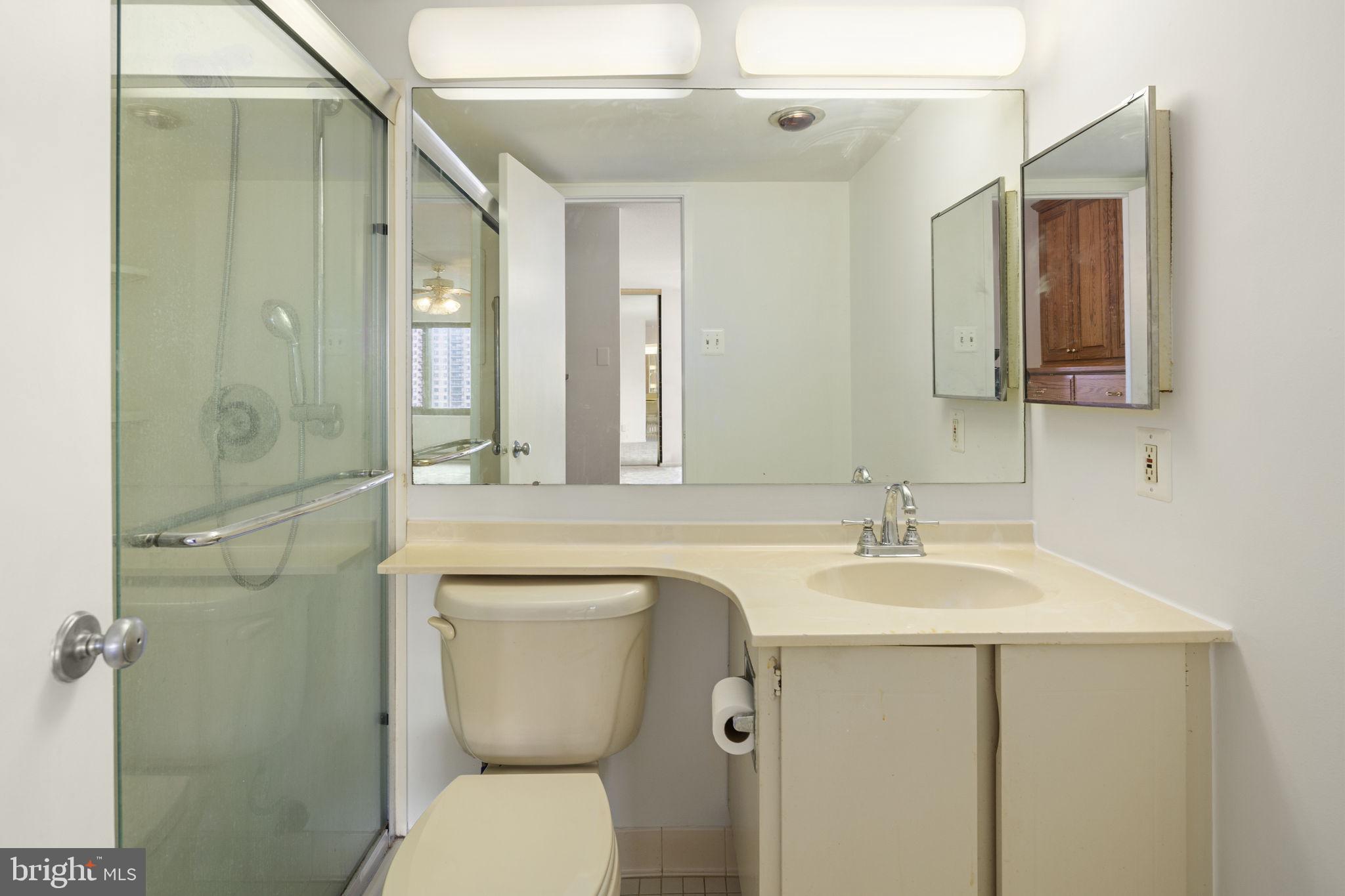 WATERGATE AT LANDMARK - Residential