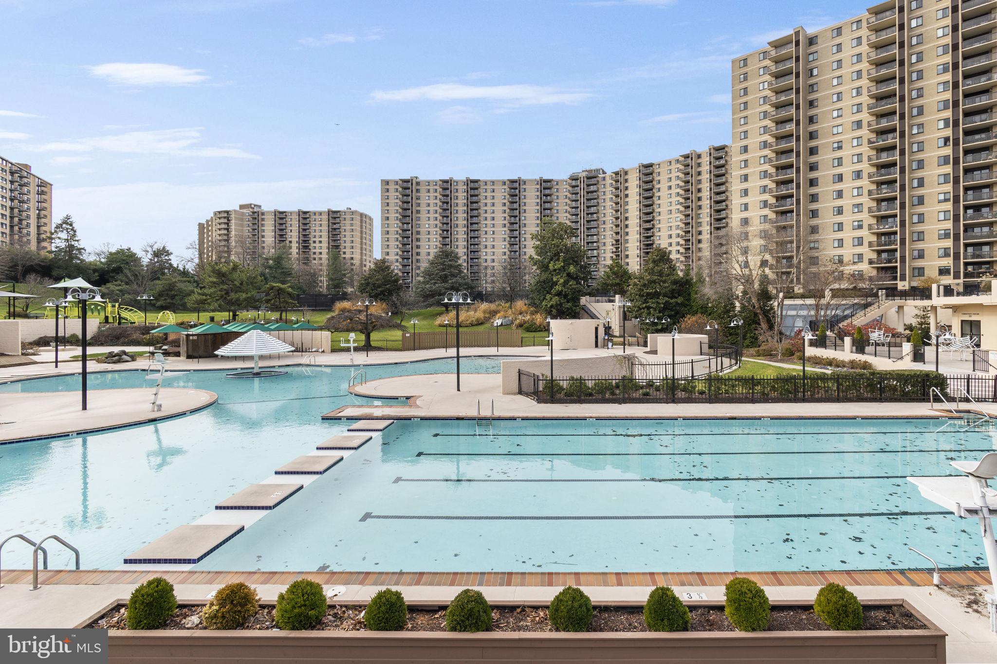 WATERGATE AT LANDMARK - Residential