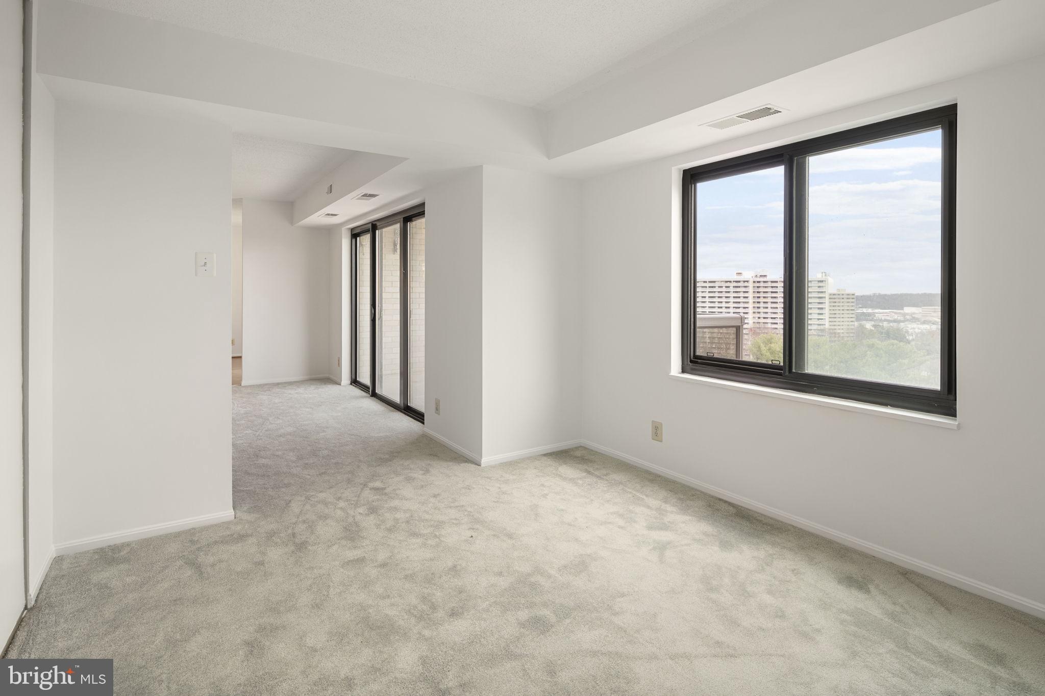 WATERGATE AT LANDMARK - Residential