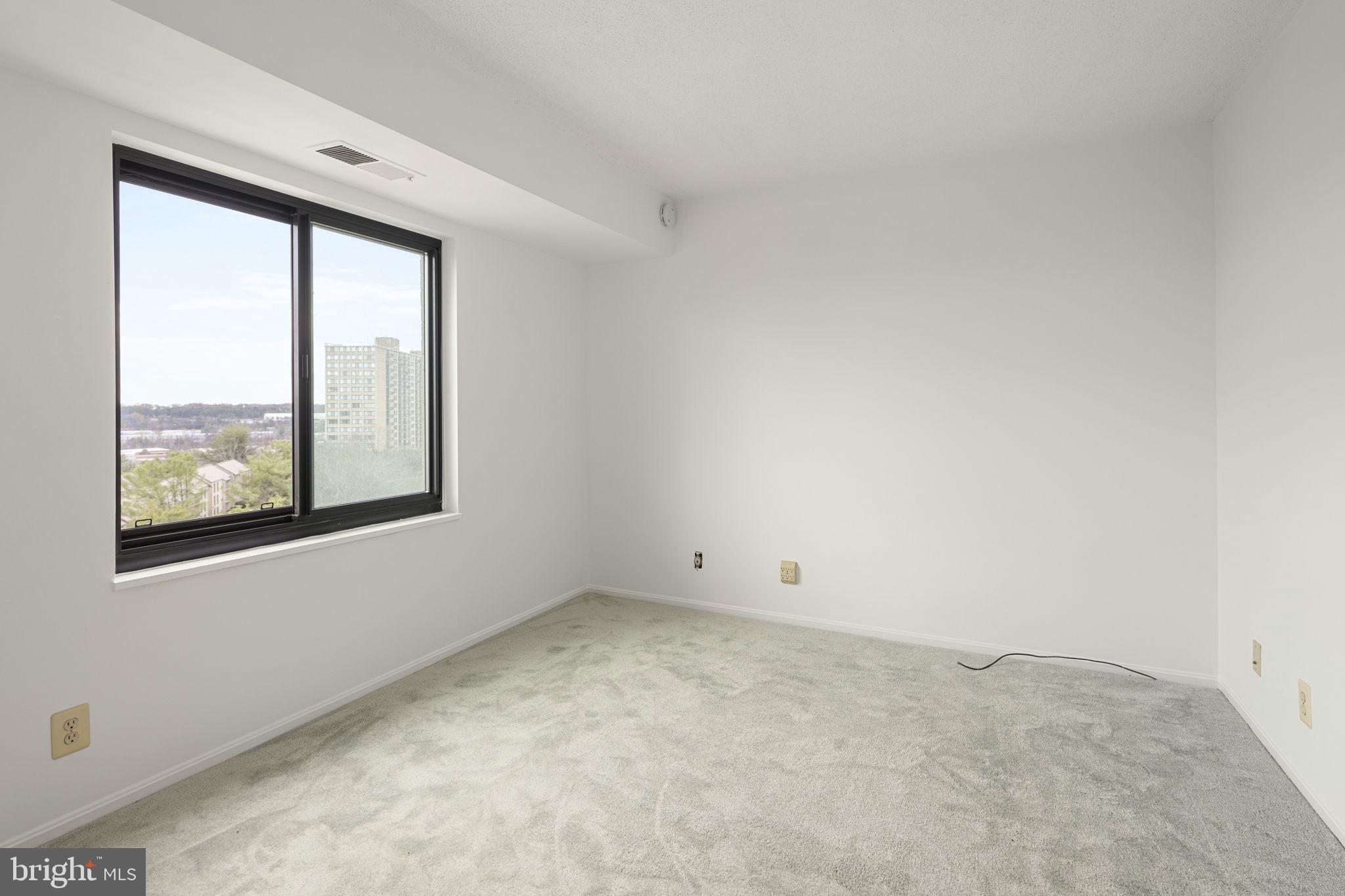 WATERGATE AT LANDMARK - Residential