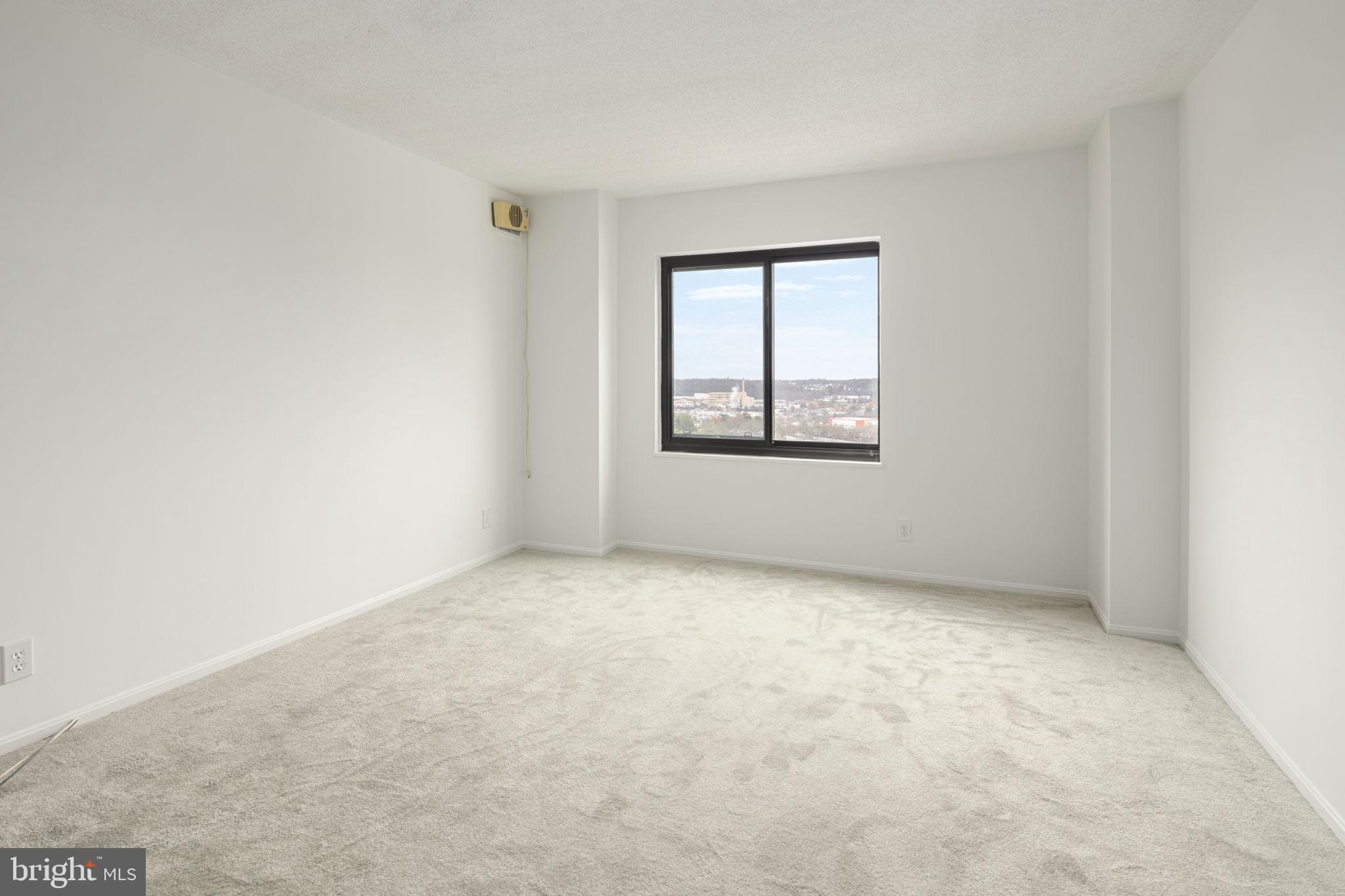 WATERGATE AT LANDMARK - Residential