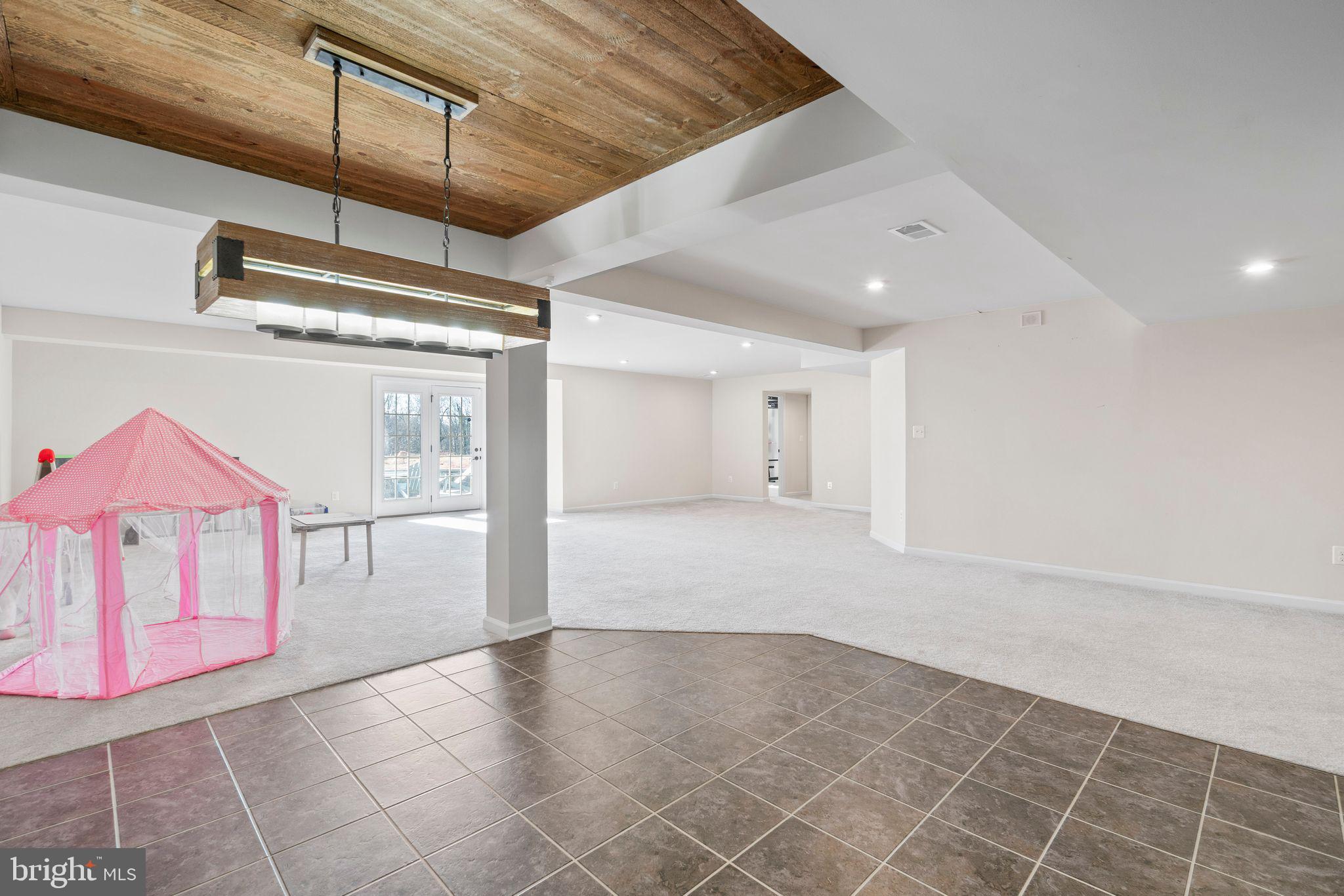 MINTBROOK - Residential