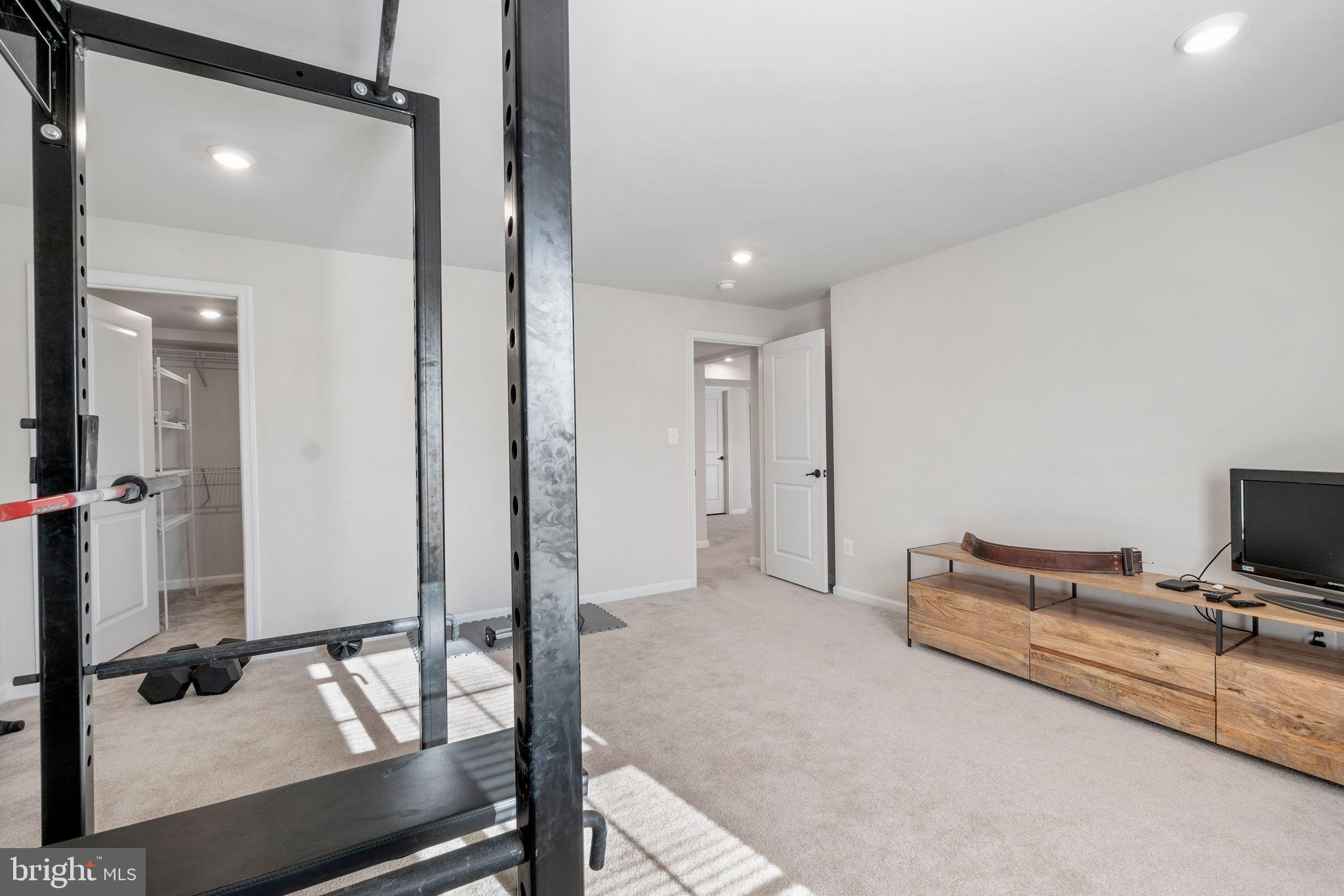 MINTBROOK - Residential