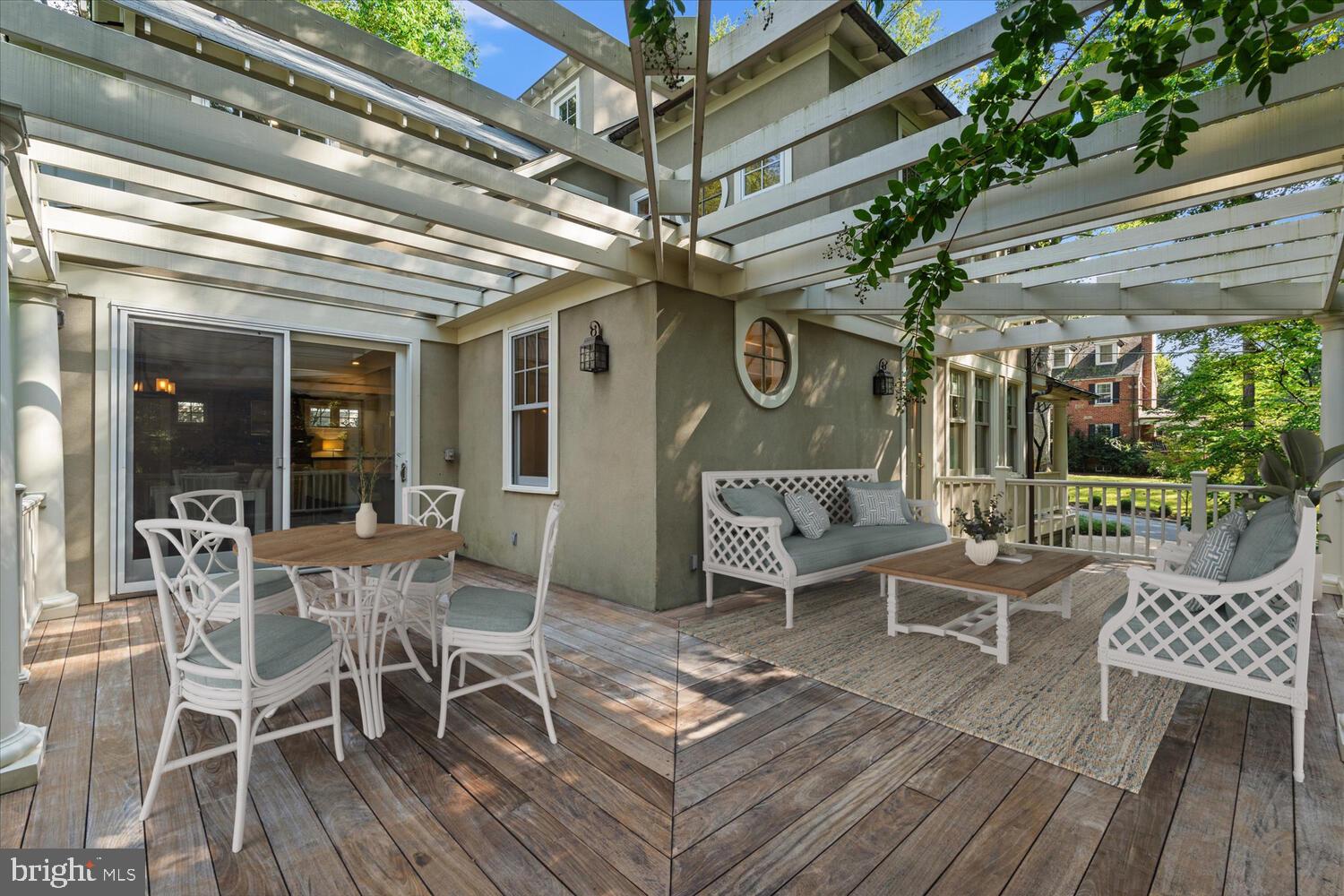 SOMERSET - Residential