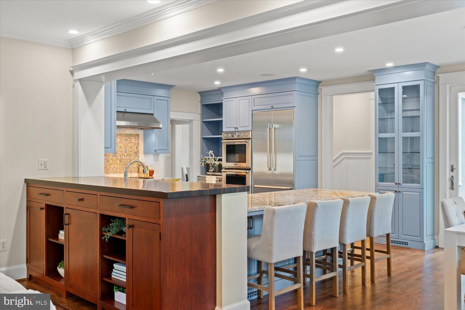 SOMERSET - Residential