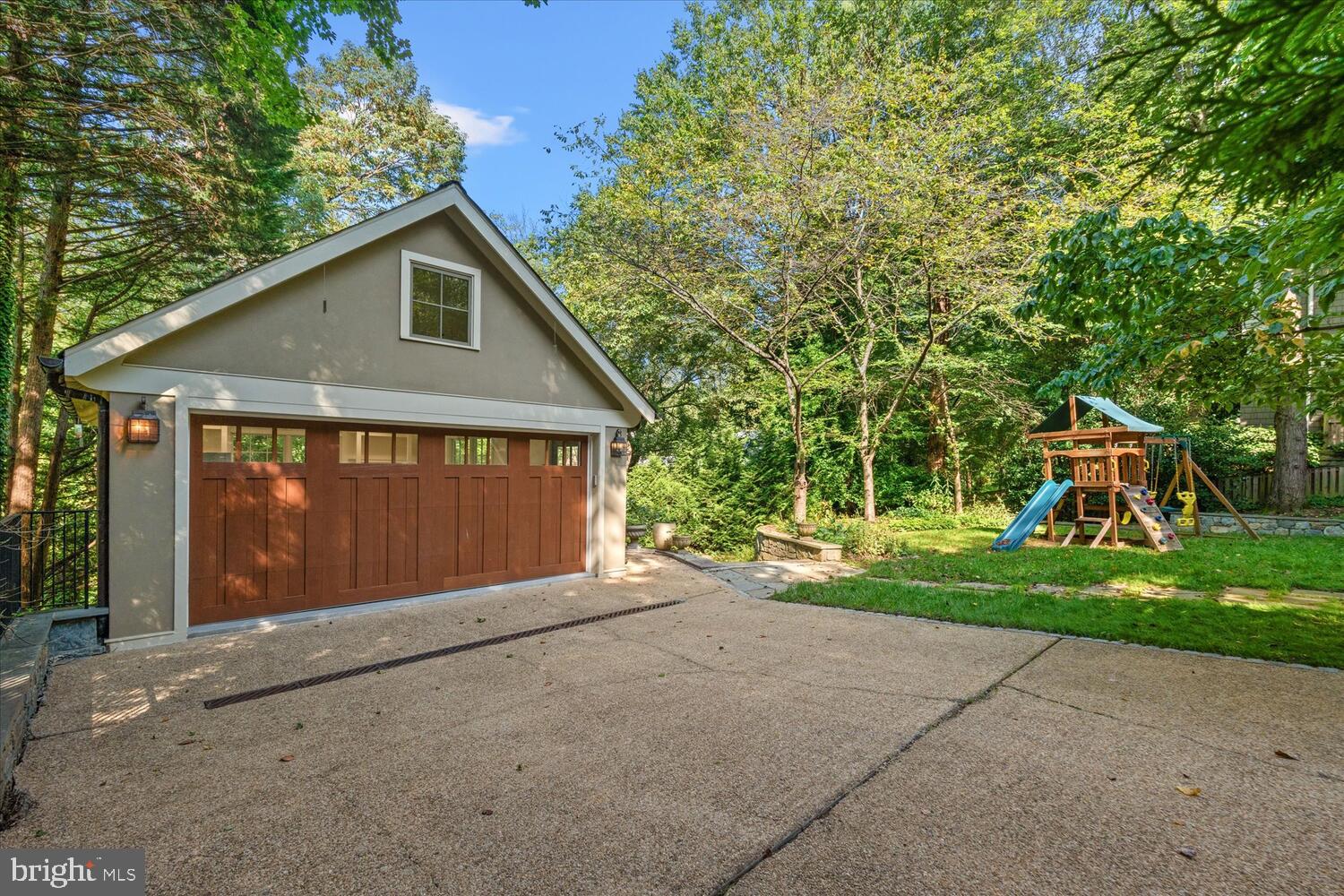 SOMERSET - Residential