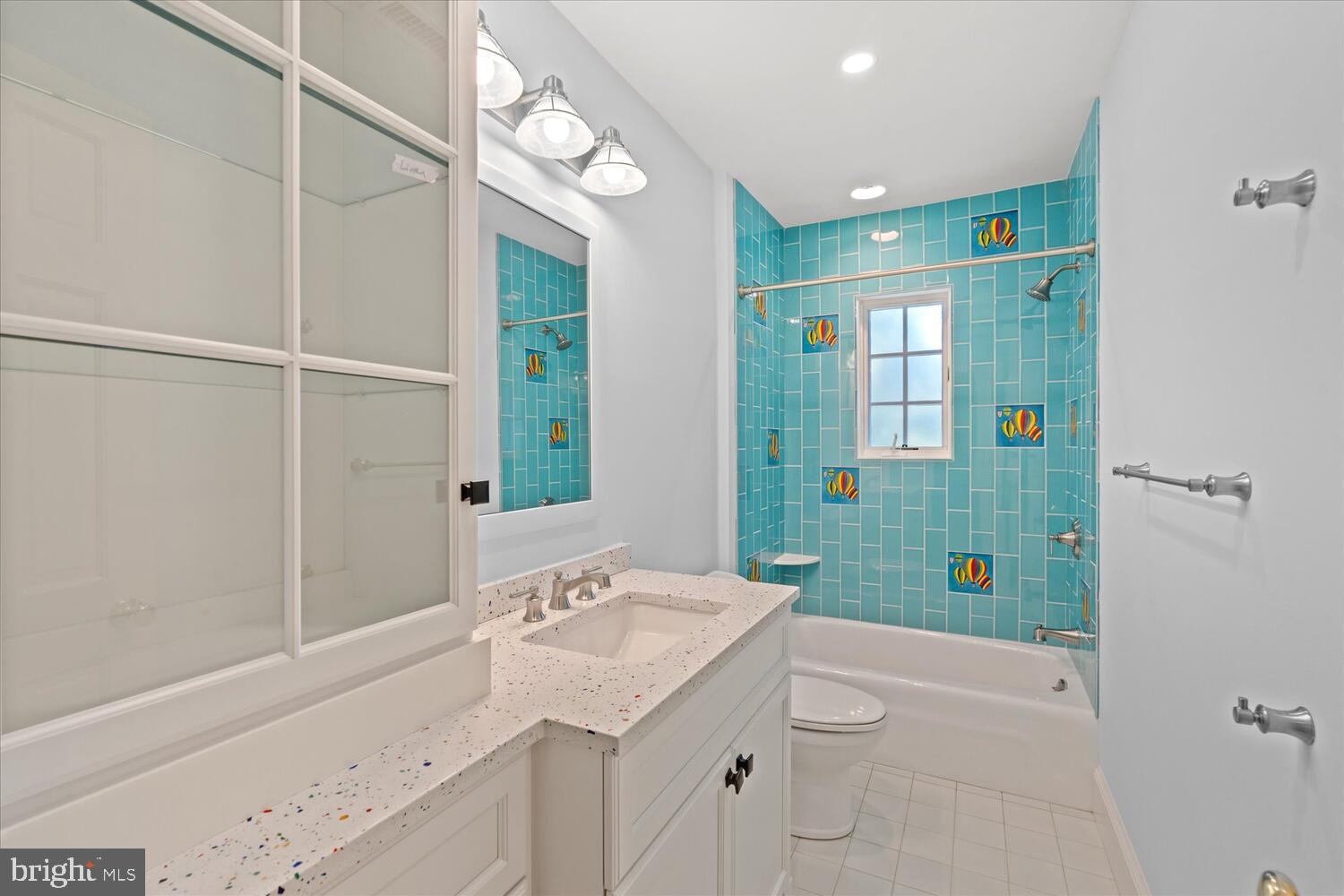 SOMERSET - Residential